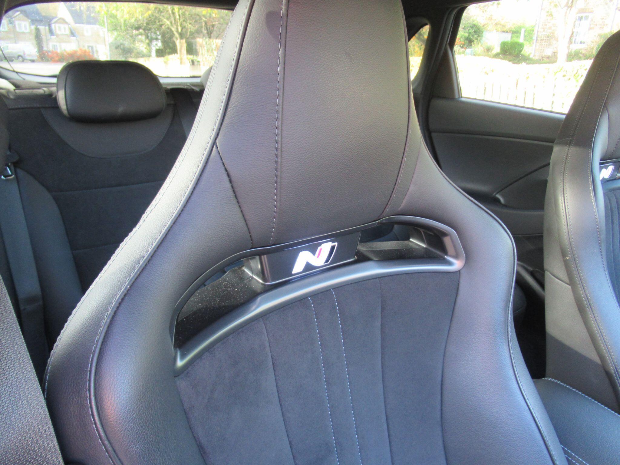 Hyundai i30 - Image 25