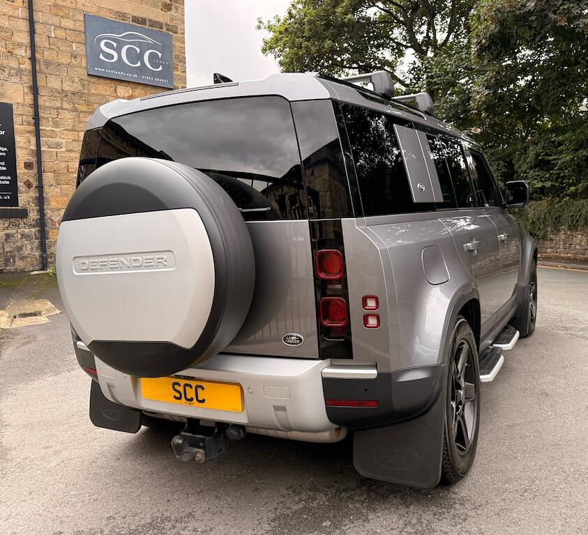 Land Rover Defender 110 - Image 11