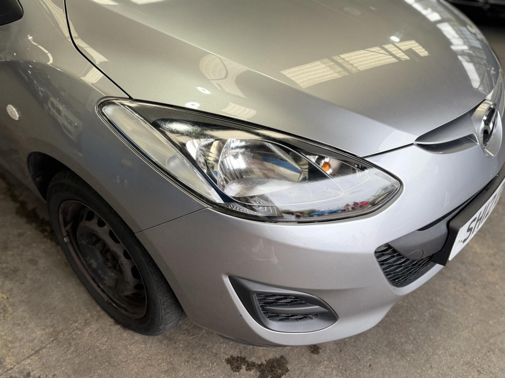Mazda MAZDA2 - Image 12