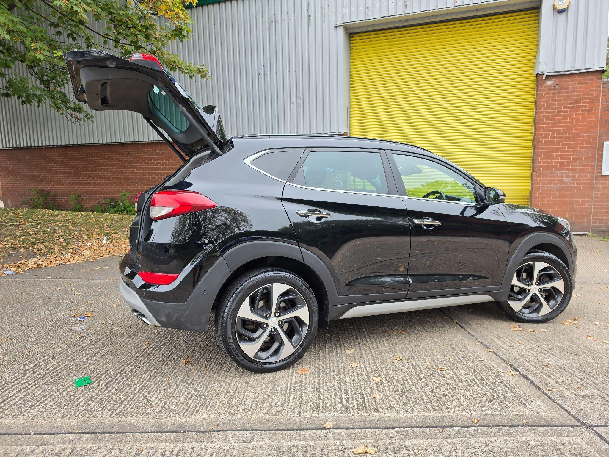 Hyundai Tucson - Image 12