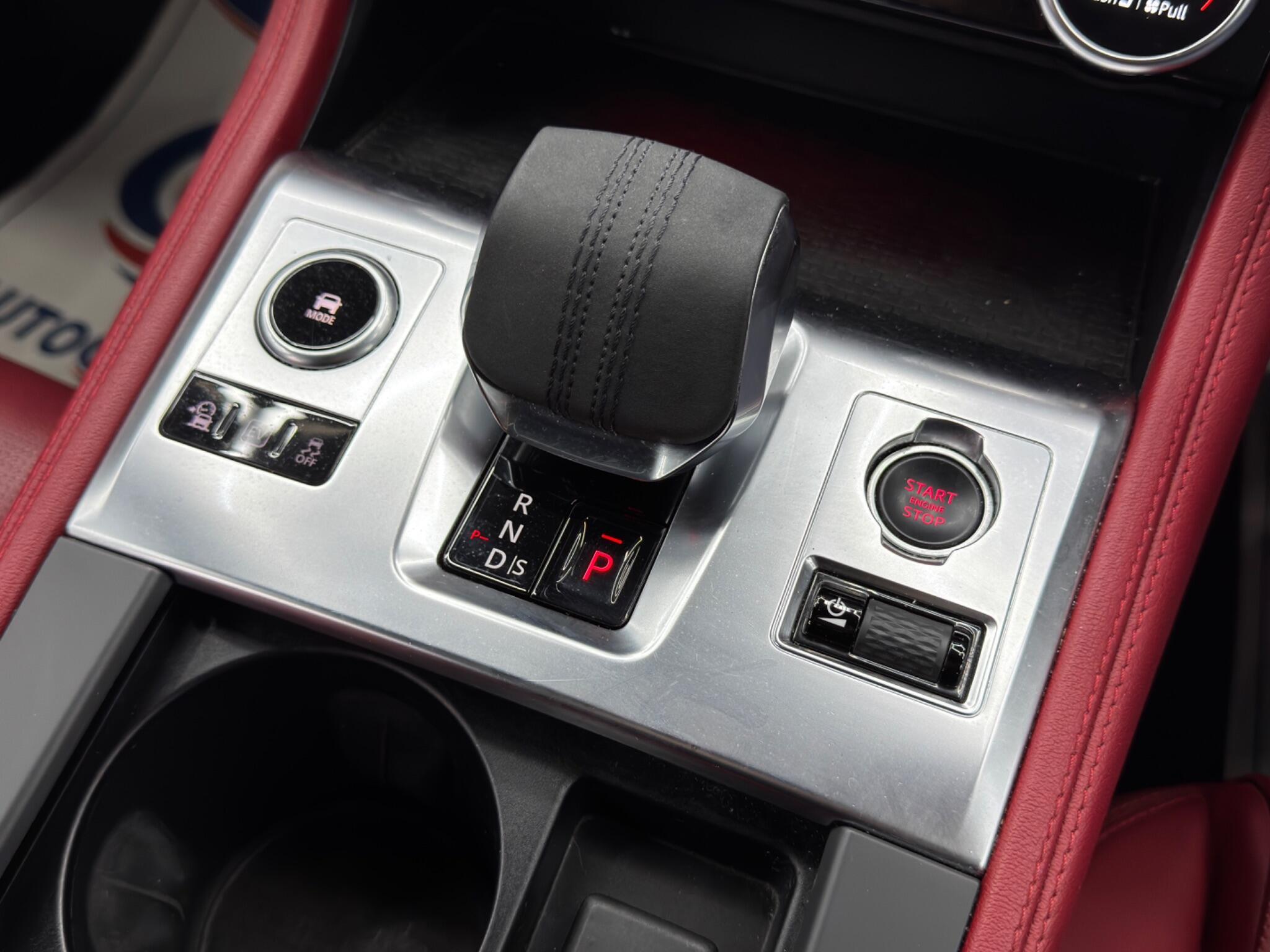 Jaguar F-Pace - Image 26