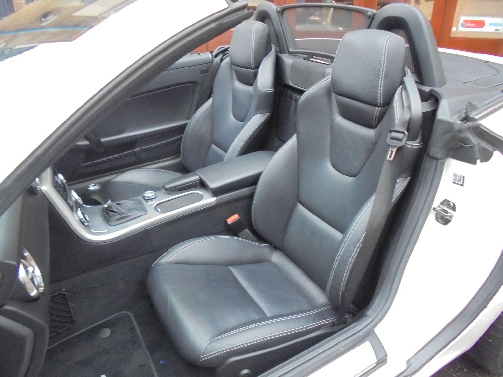Mercedes SLK - Image 13