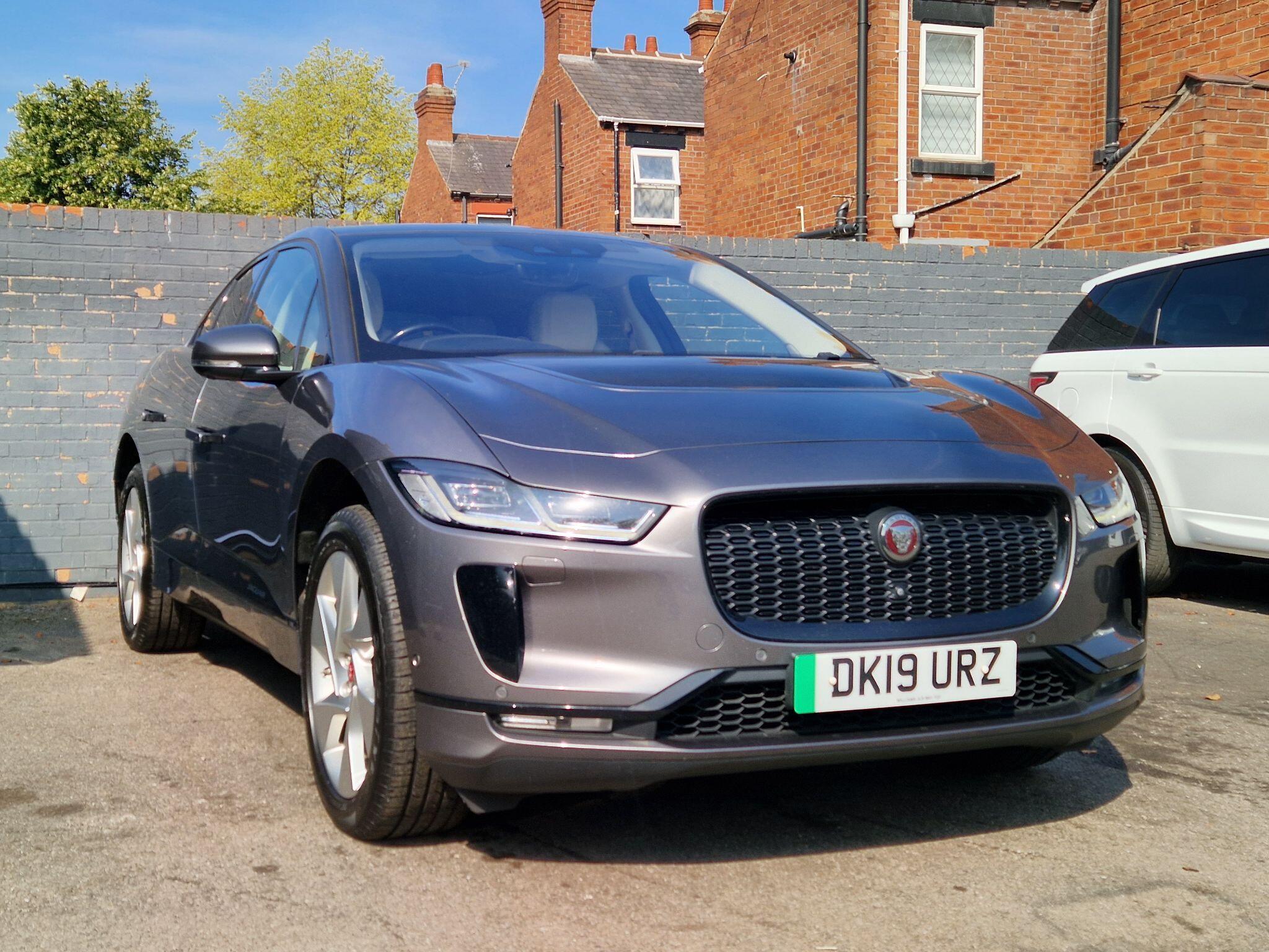 Jaguar I-Pace - Image 16