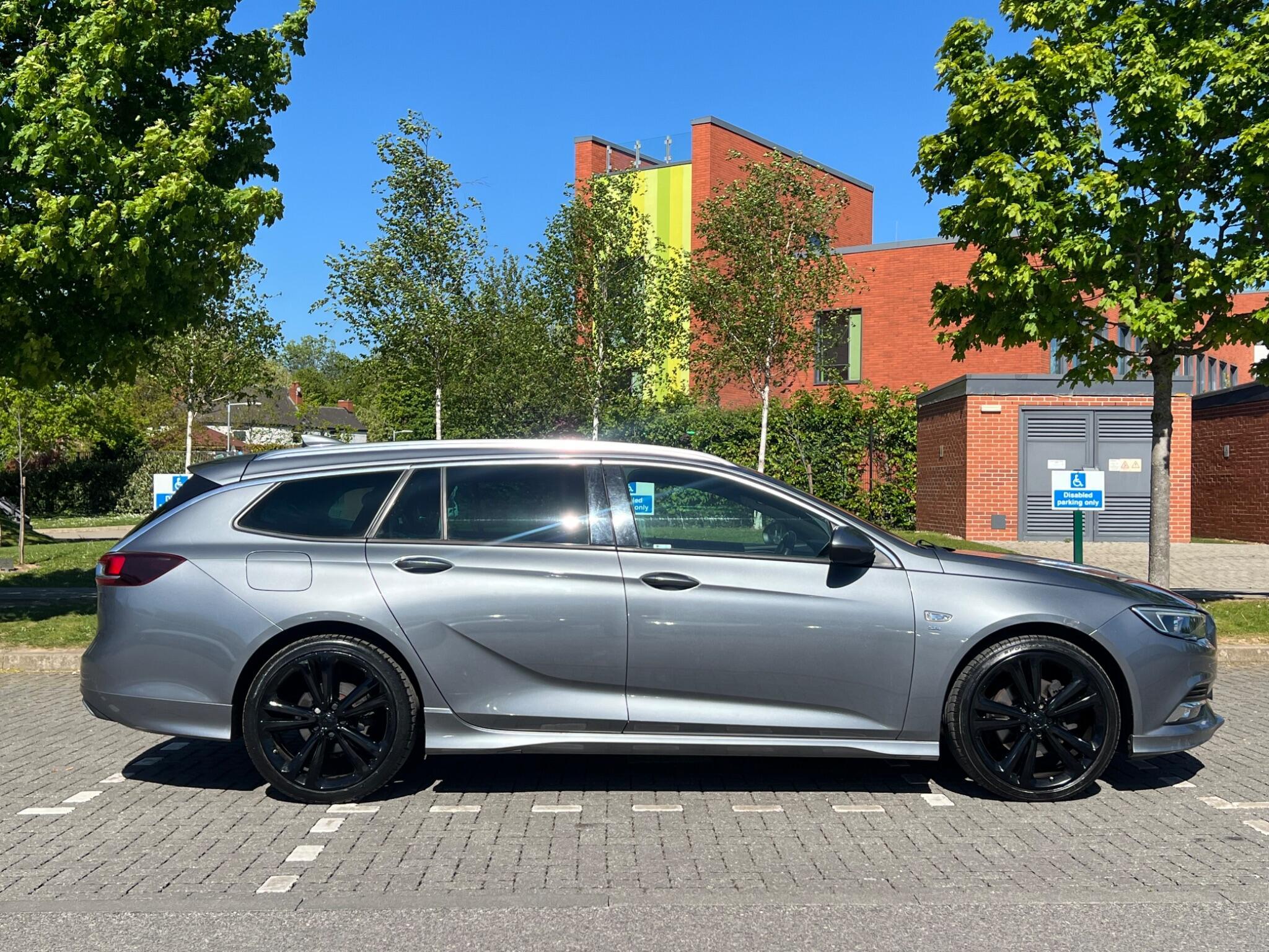Vauxhall Insignia - Image 7