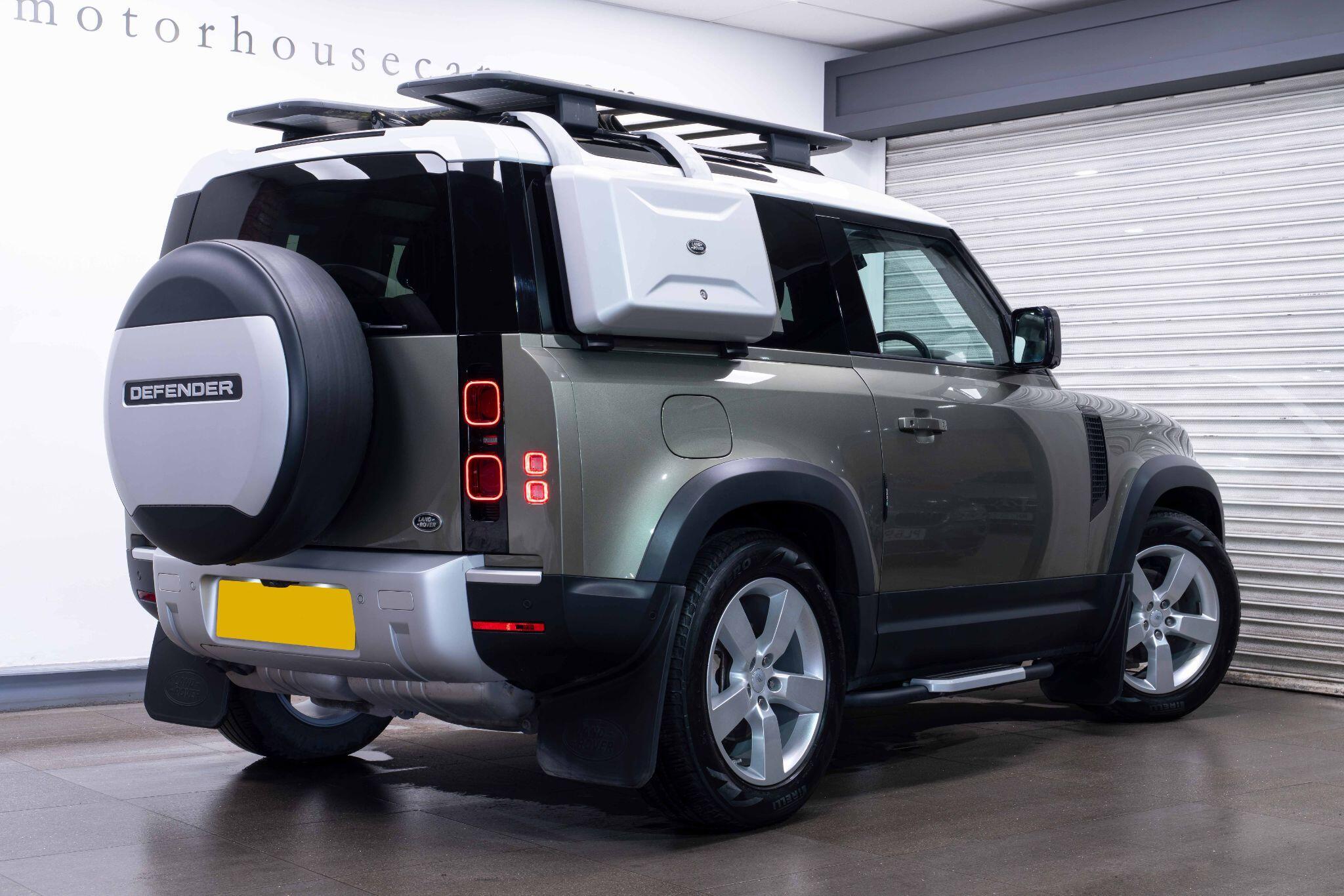 Land Rover Defender 90 - Image 2