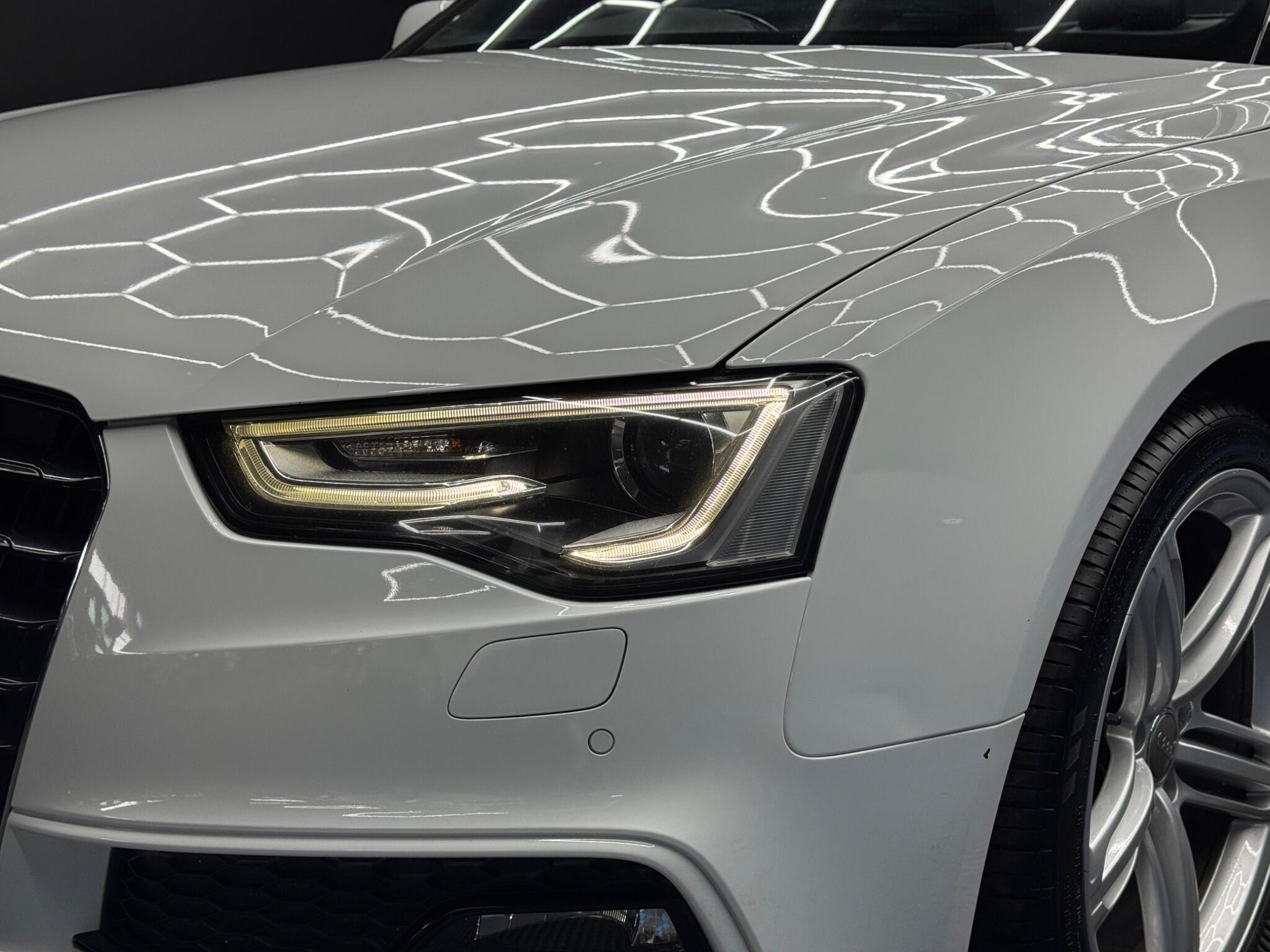 Audi A5 CABRIOLET - Image 44