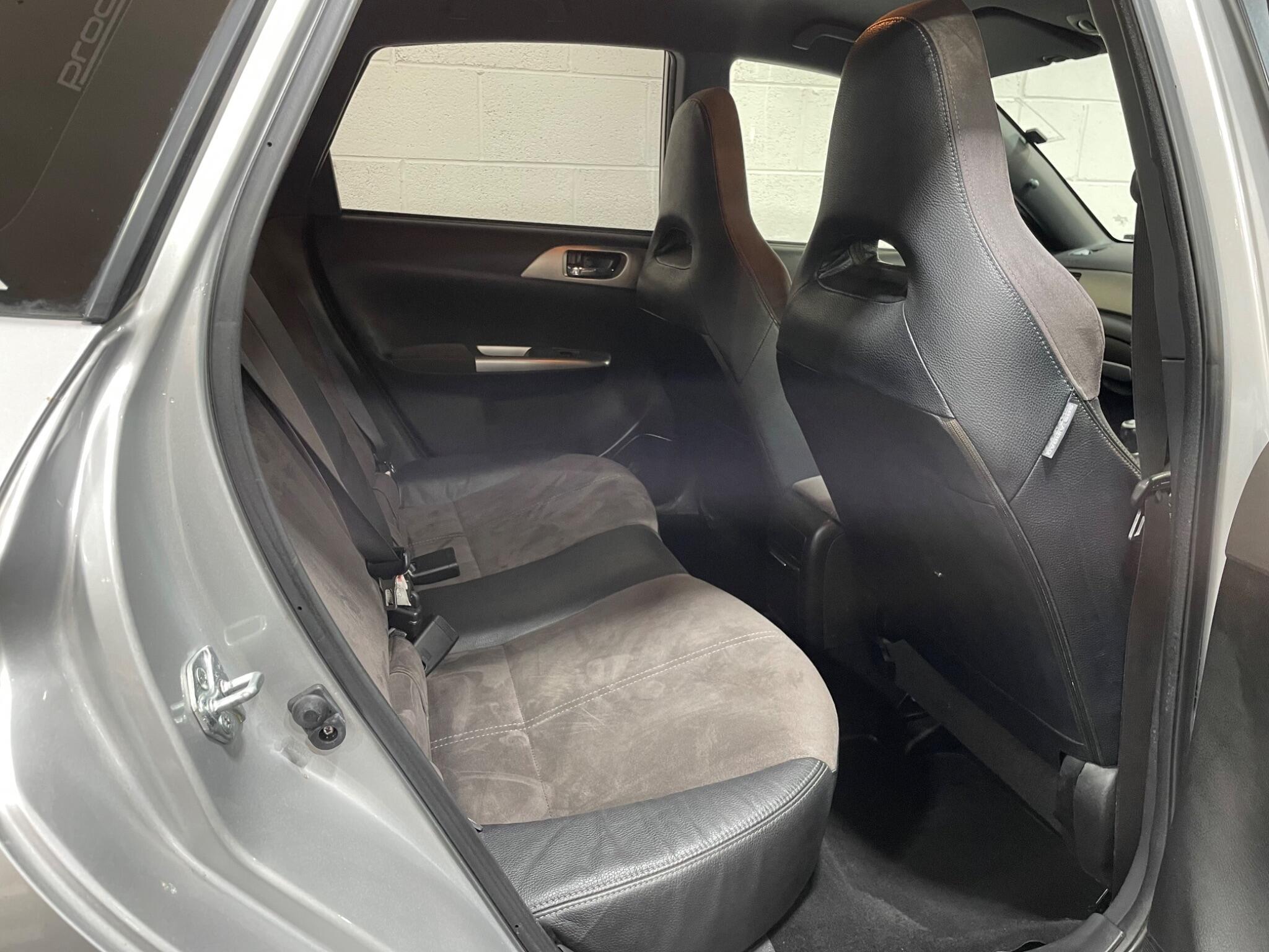 Subaru Impreza - Image 12