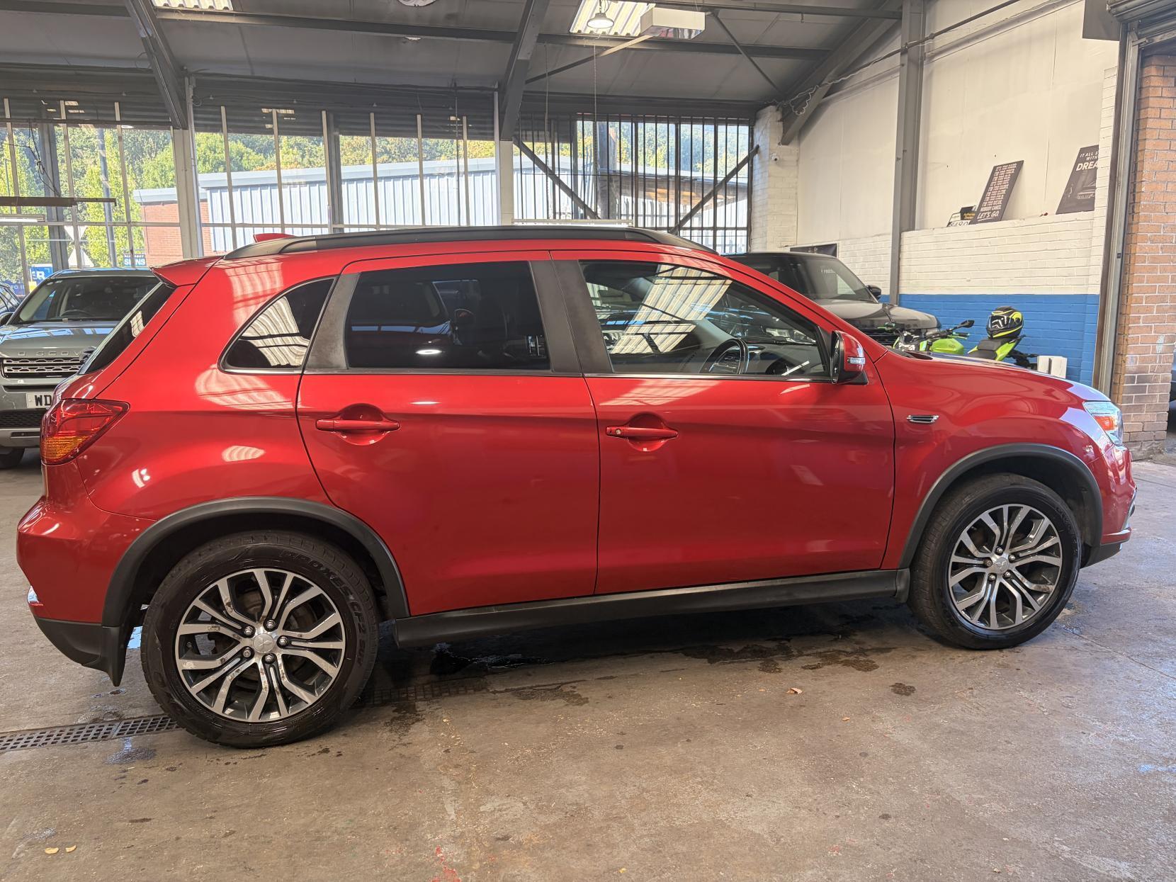 Mitsubishi ASX - Image 8