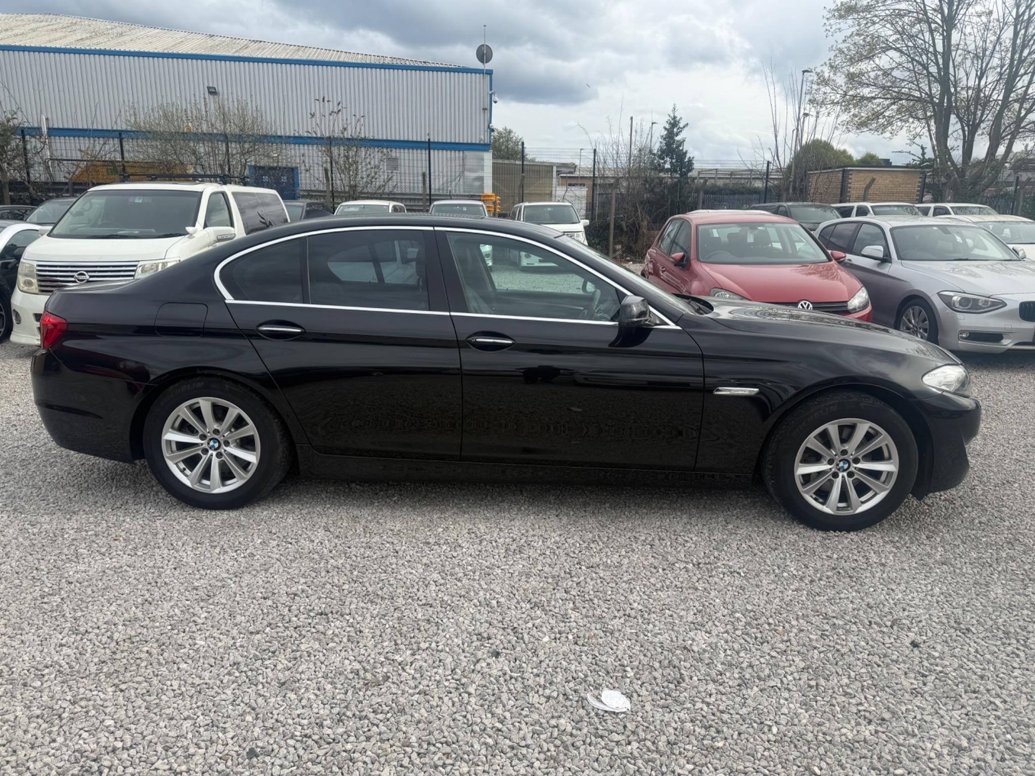 BMW 5 Series - Image 4