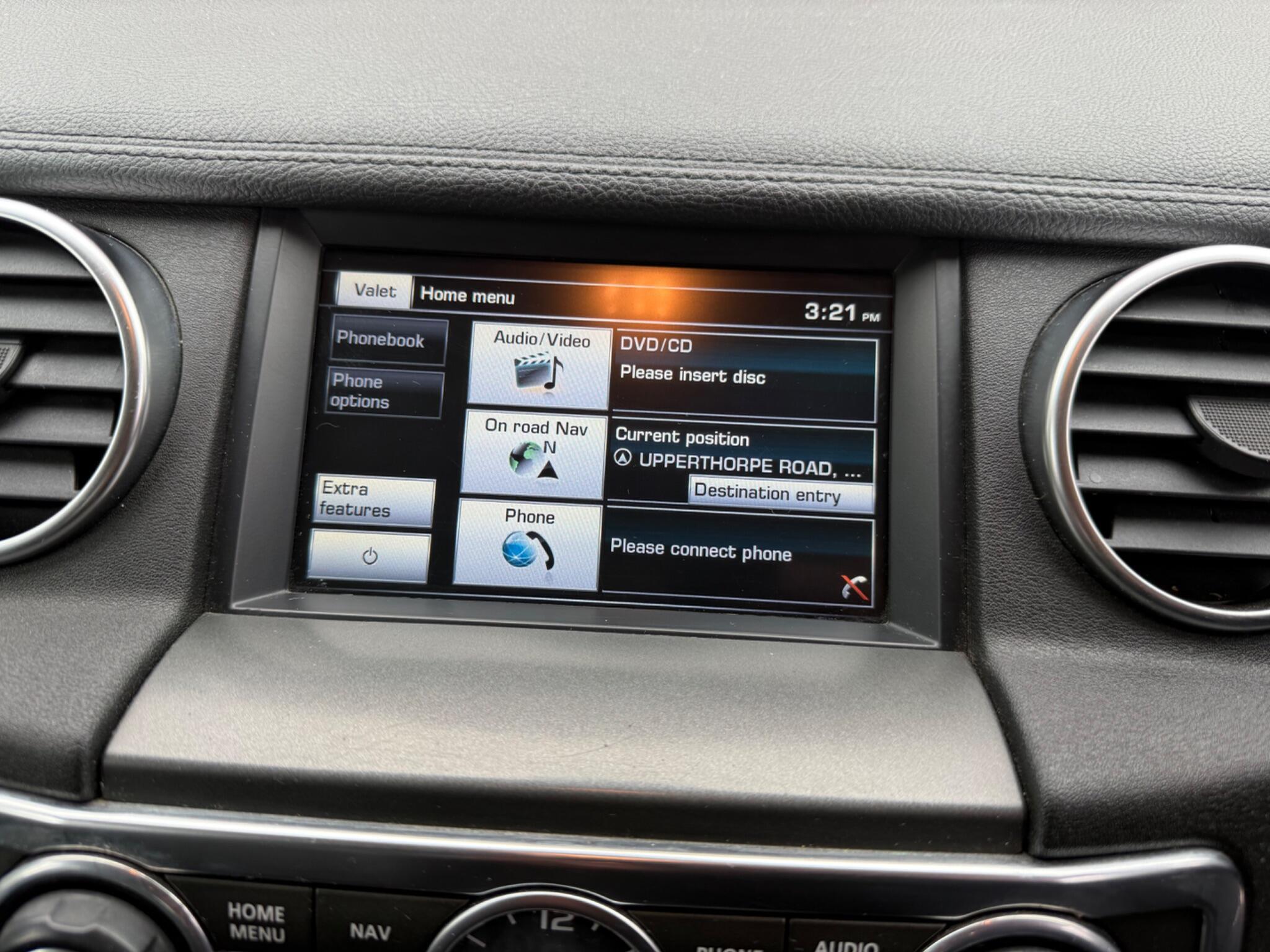 Land Rover DISCOVERY 4 - Image 16