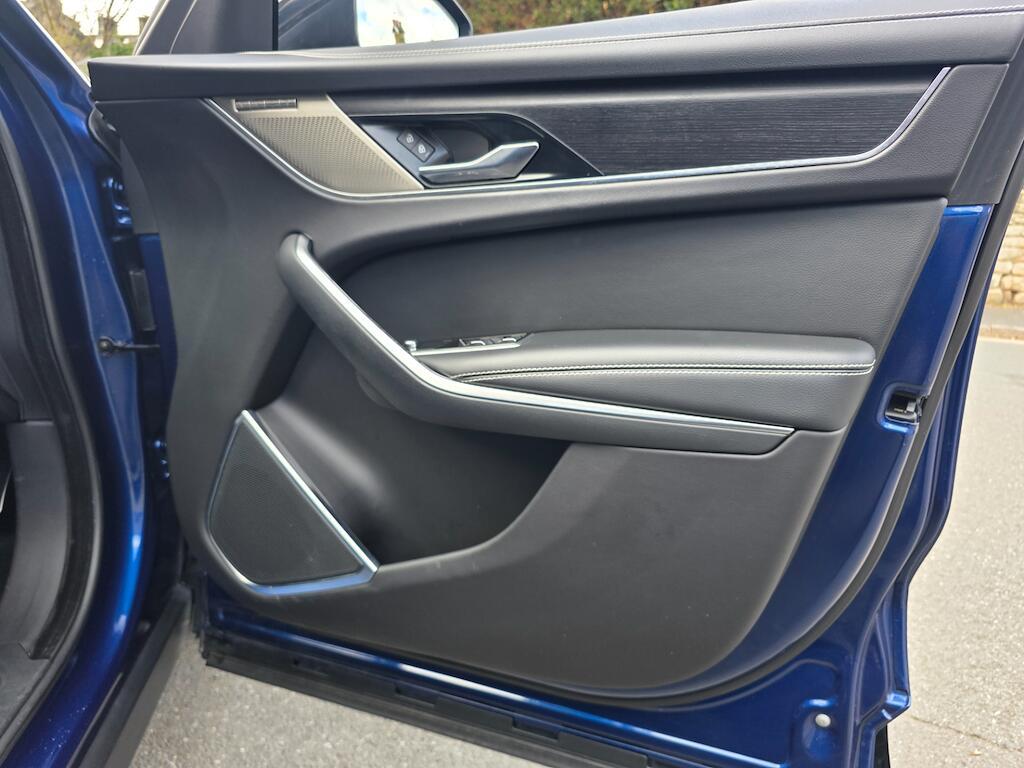 Jaguar F-Pace - Image 31