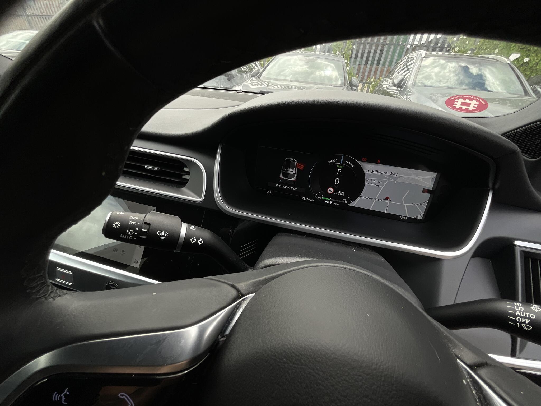 Jaguar I-Pace - Image 16