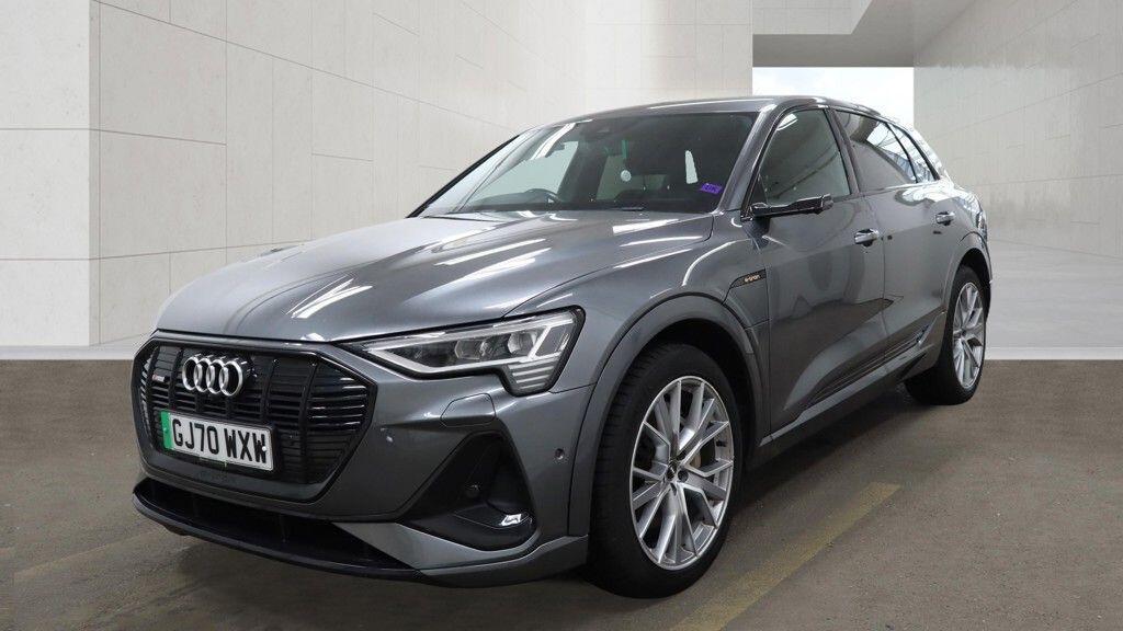 Audi E-Tron - Image 4