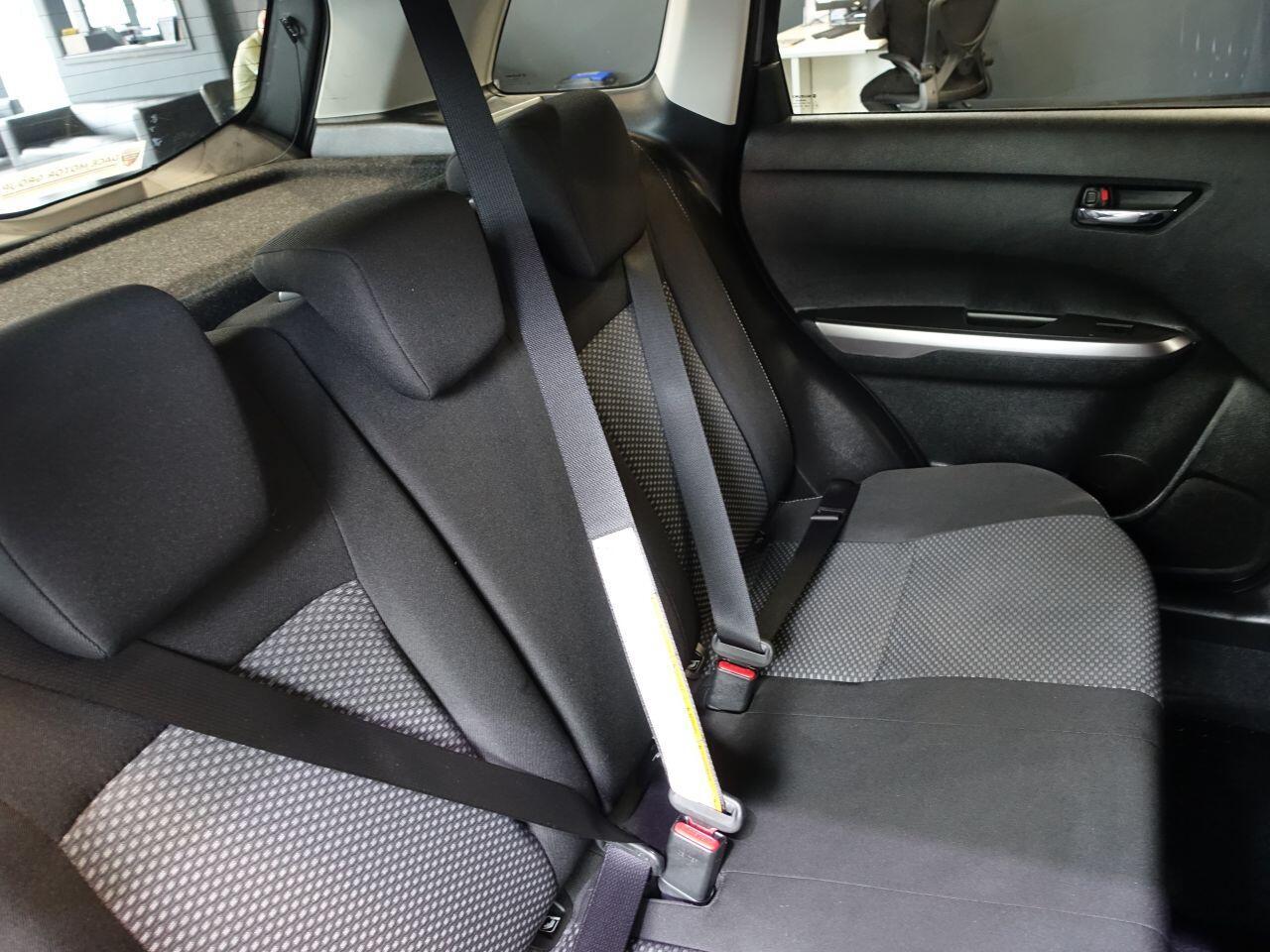 Suzuki Vitara - Image 14