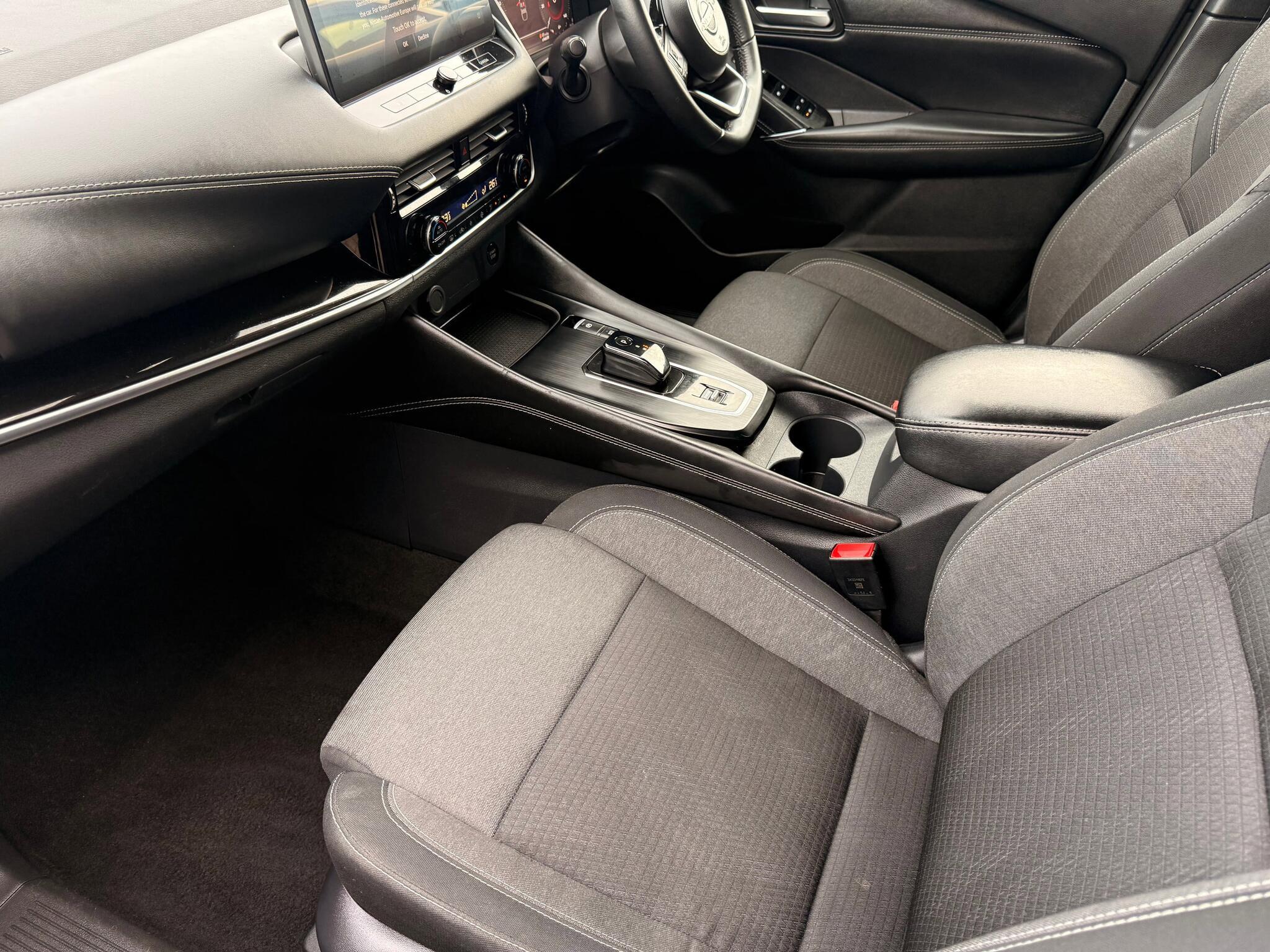 Nissan Qashqai - Image 16