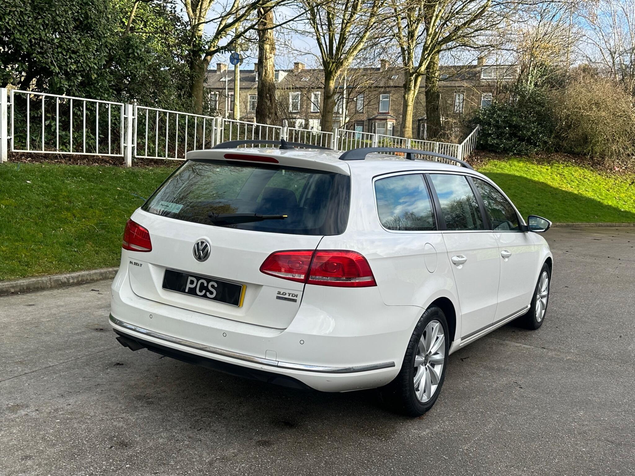 Volkswagen Passat - Image 42