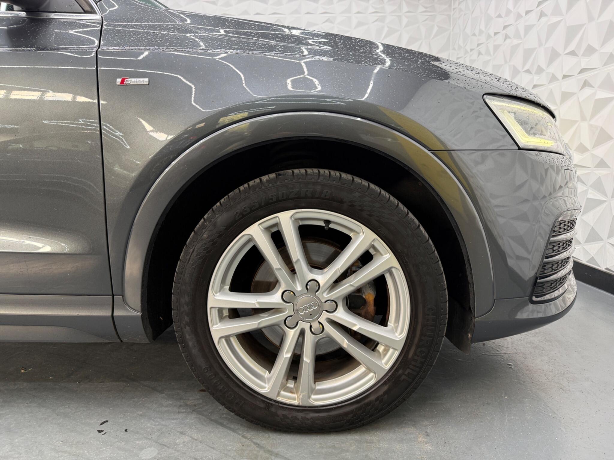 Audi Q3 - Image 14