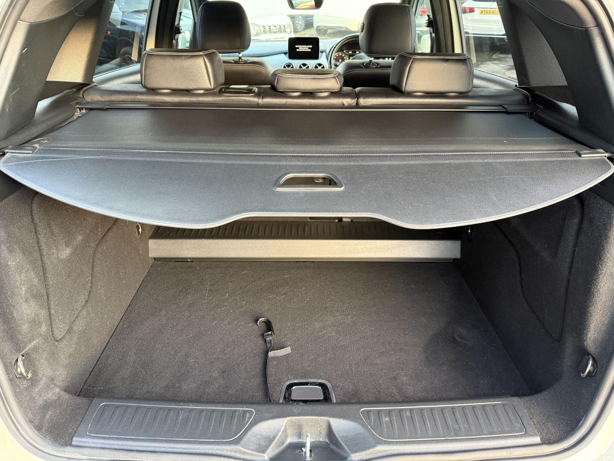 Mercedes B Class - Image 78