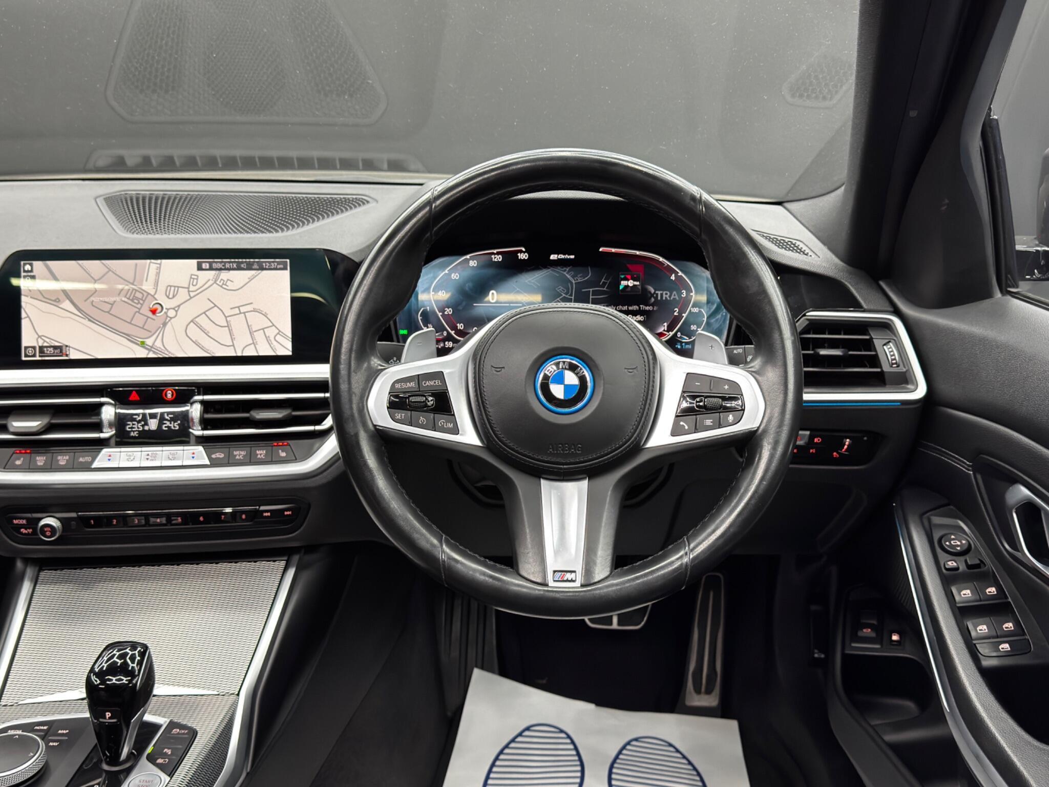 BMW 3 Series - Image 18
