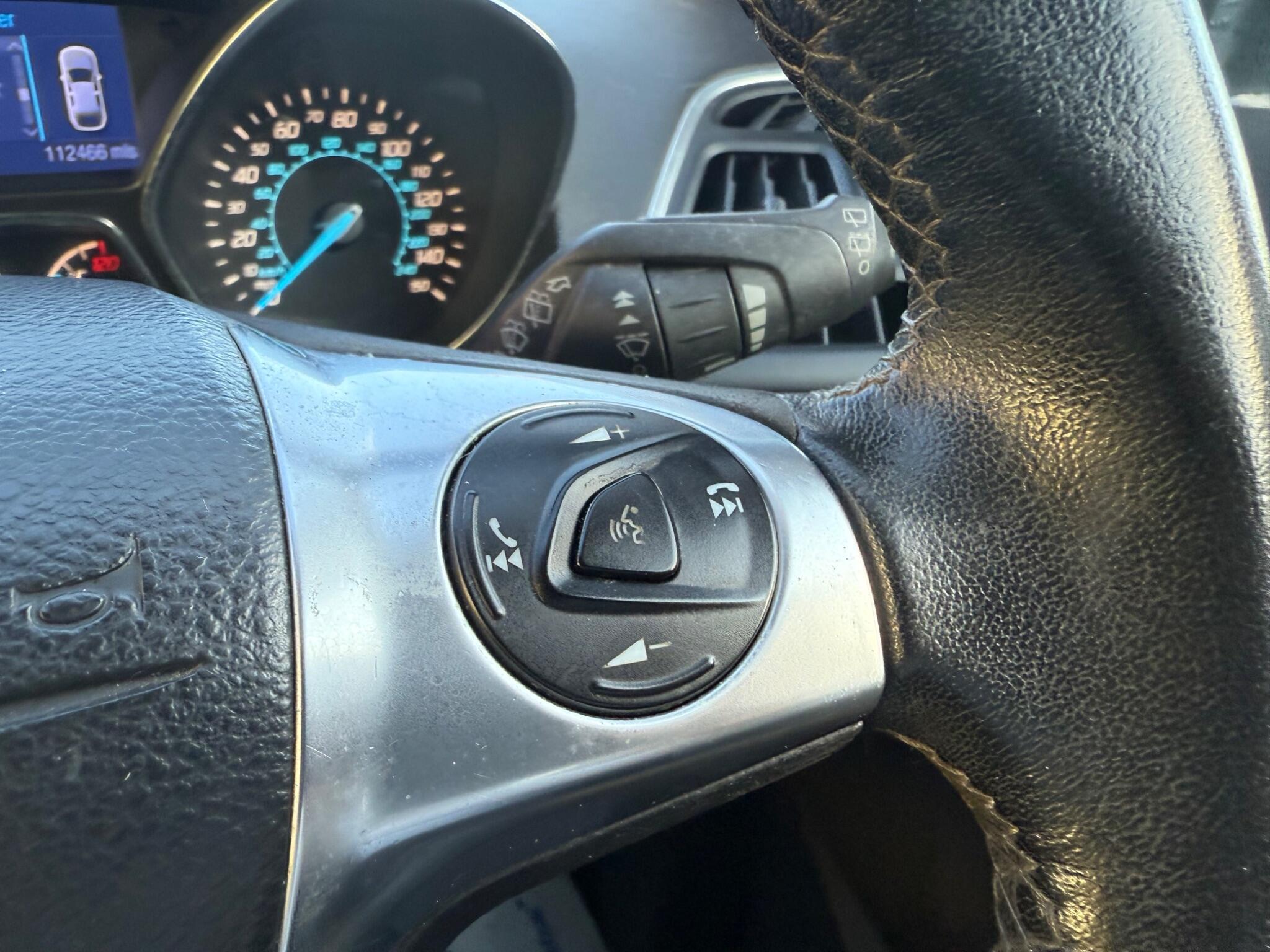 Ford Kuga - Image 15