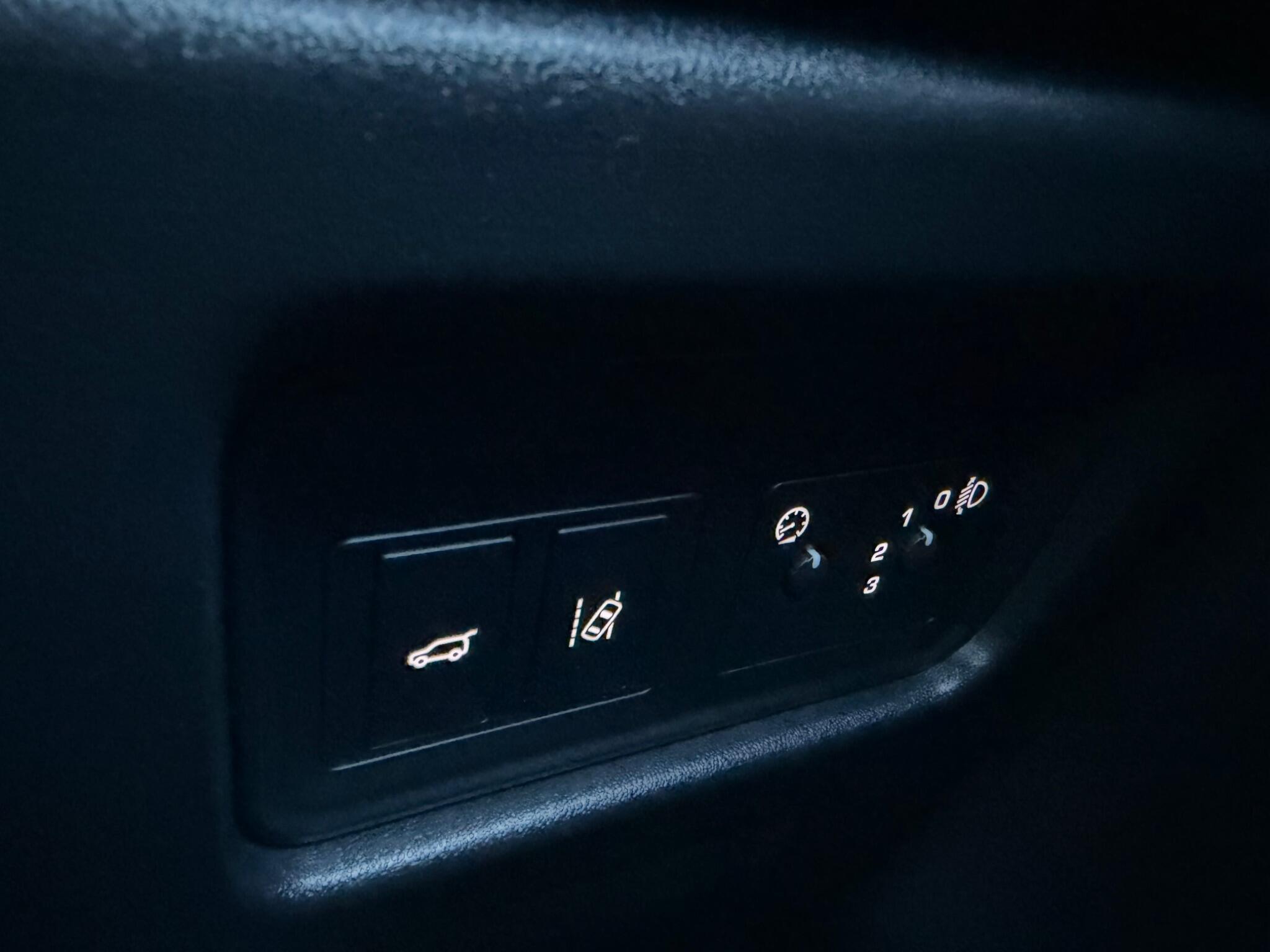 Land Rover DISCOVERY SPORT - Image 44