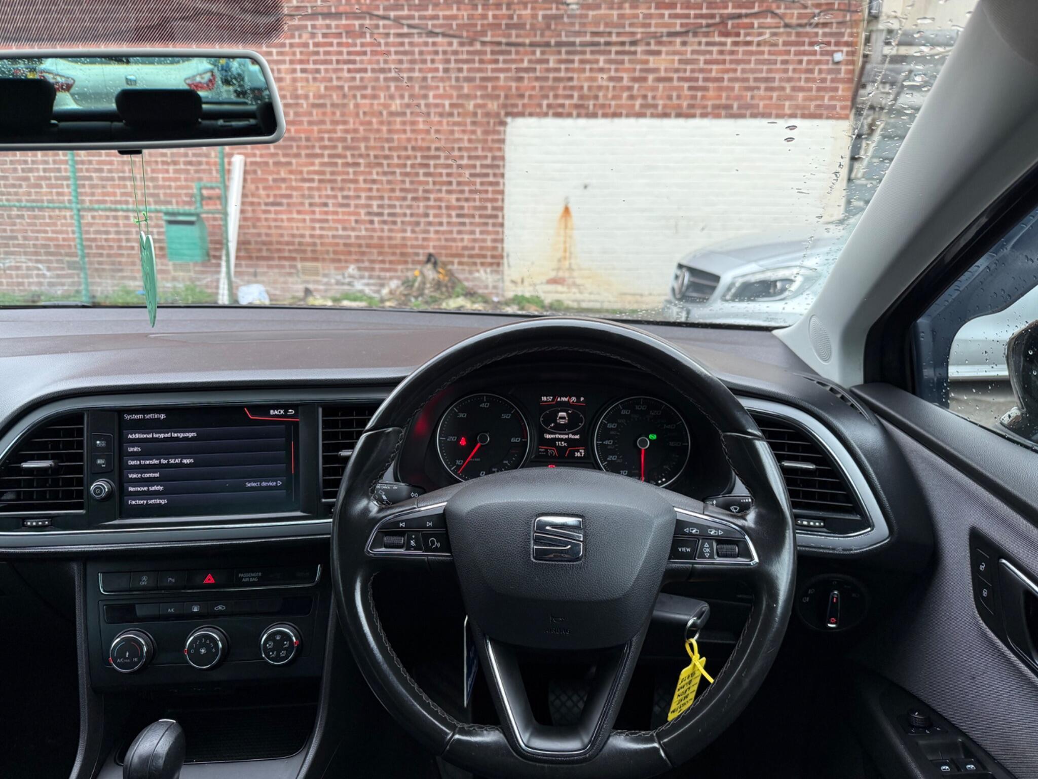 SEAT Leon - Image 10