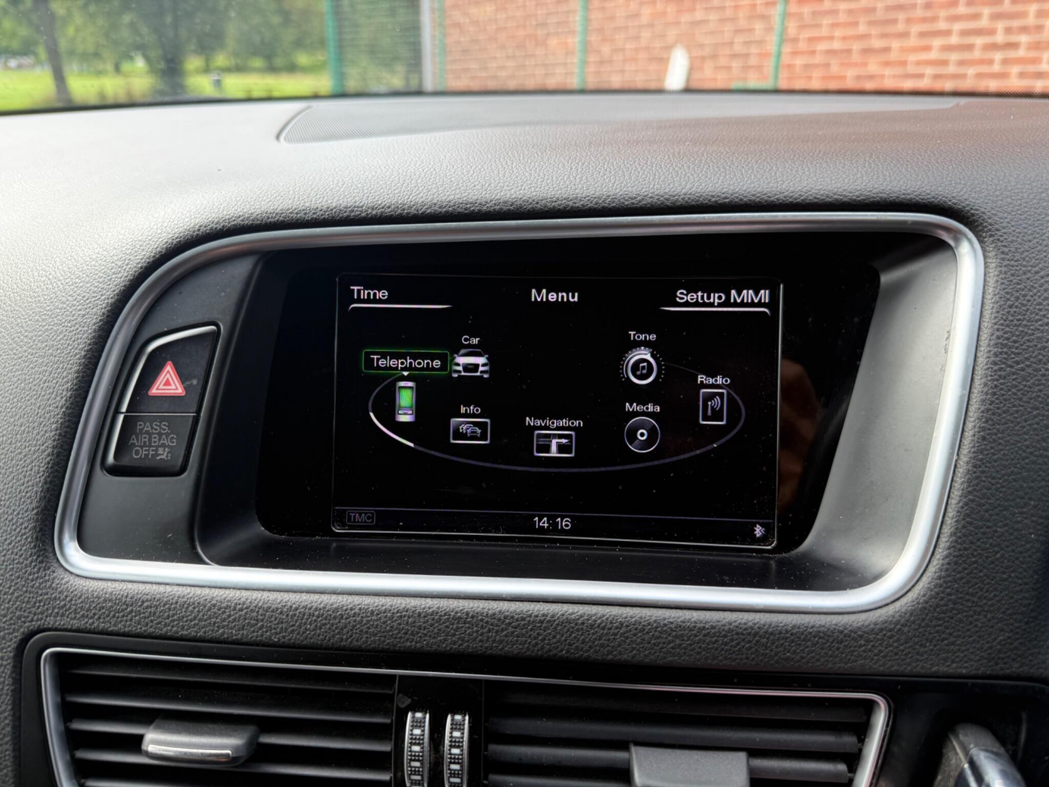 Audi Q5 - Image 12