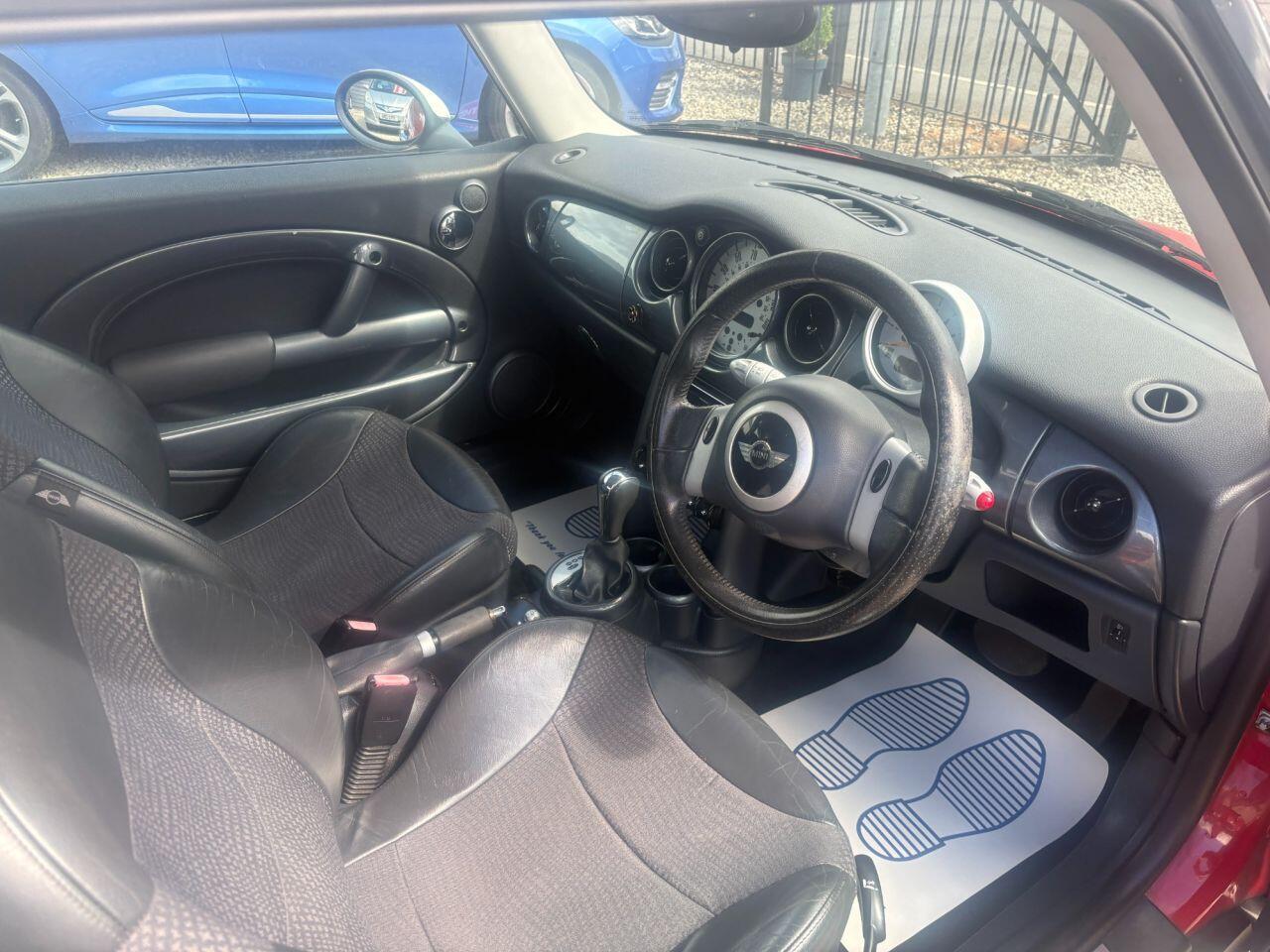 MINI Hatch - Image 8