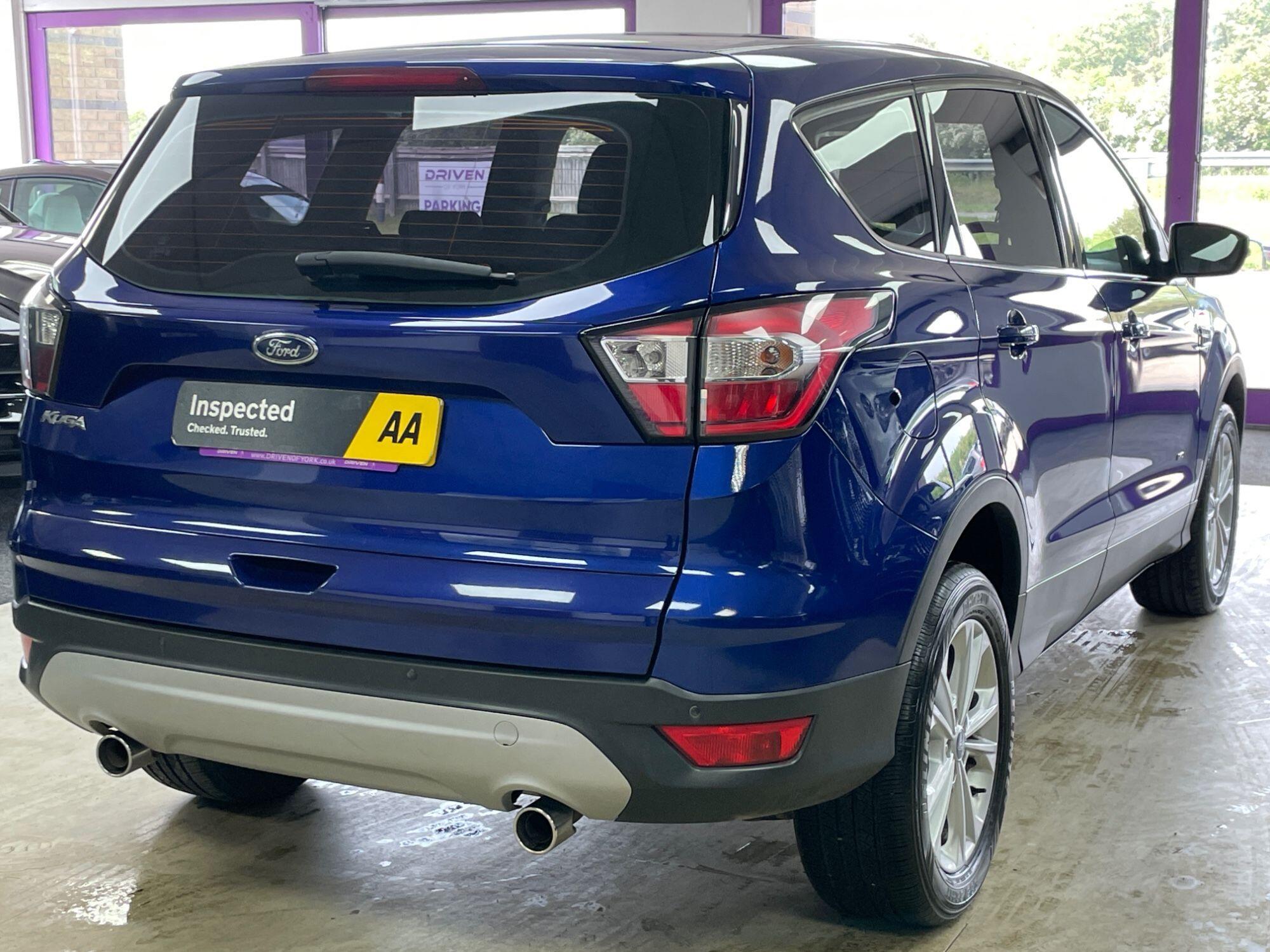 Ford Kuga - Image 11