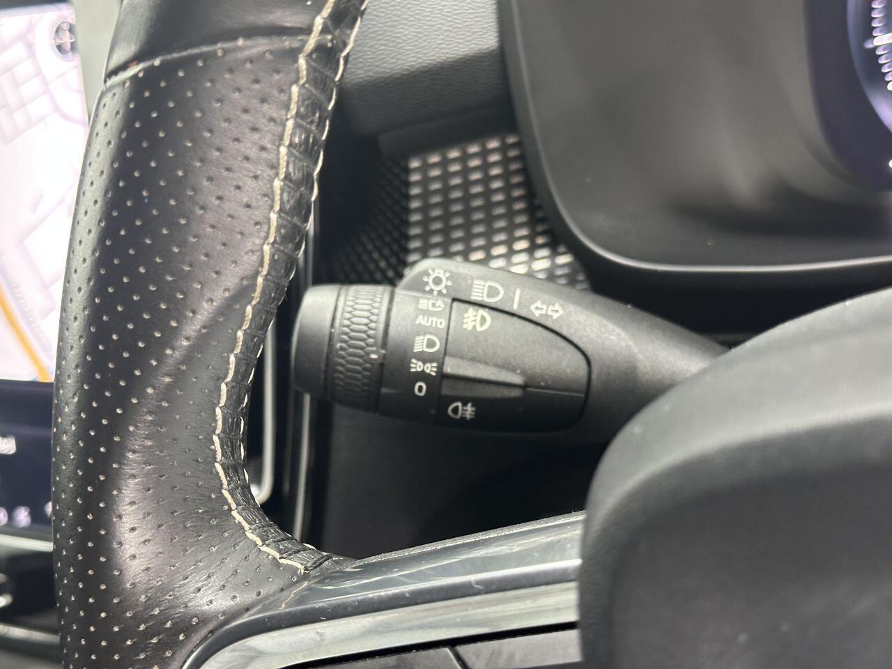 Volvo XC40 - Image 35