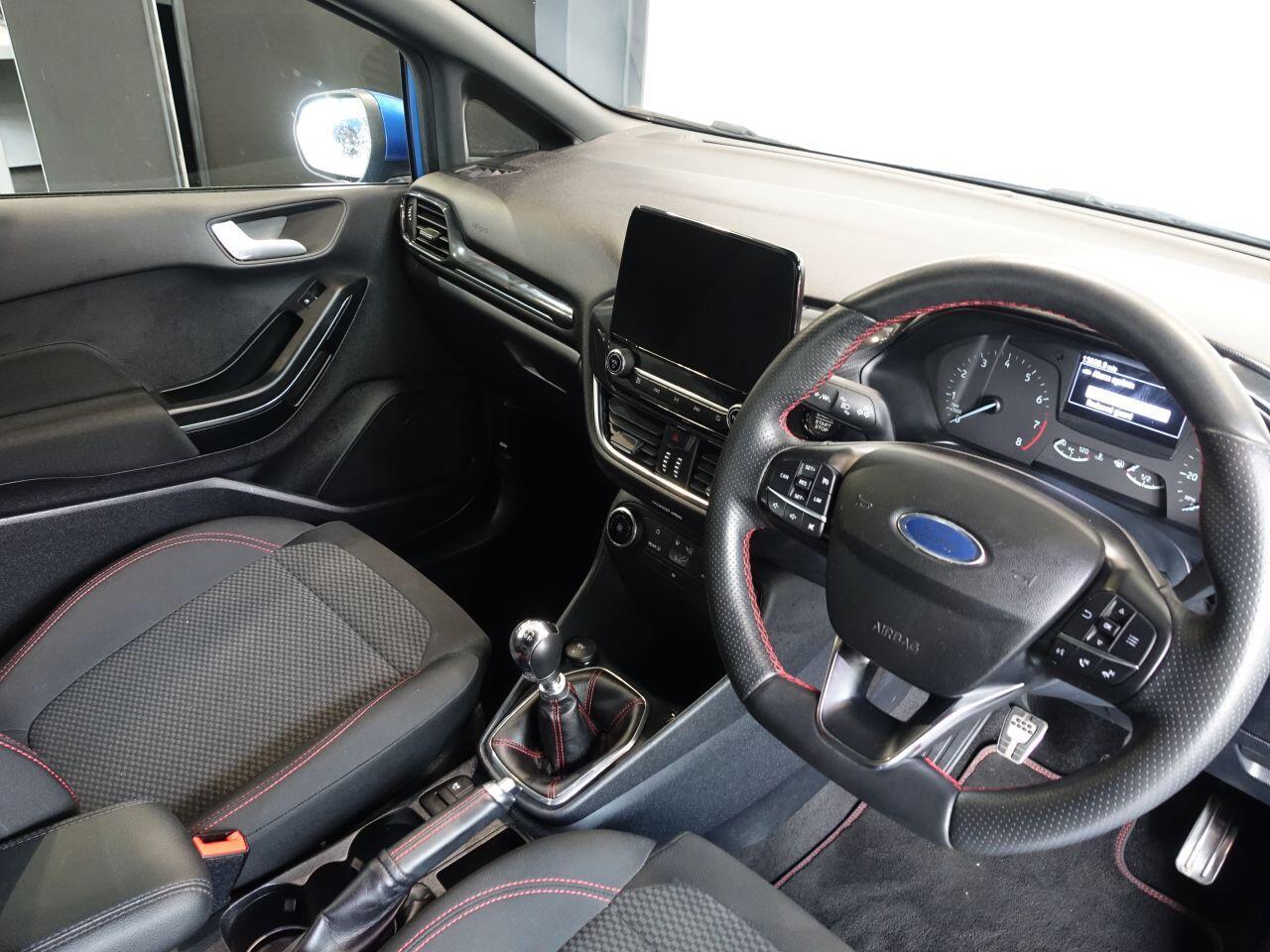 Ford Fiesta - Image 2