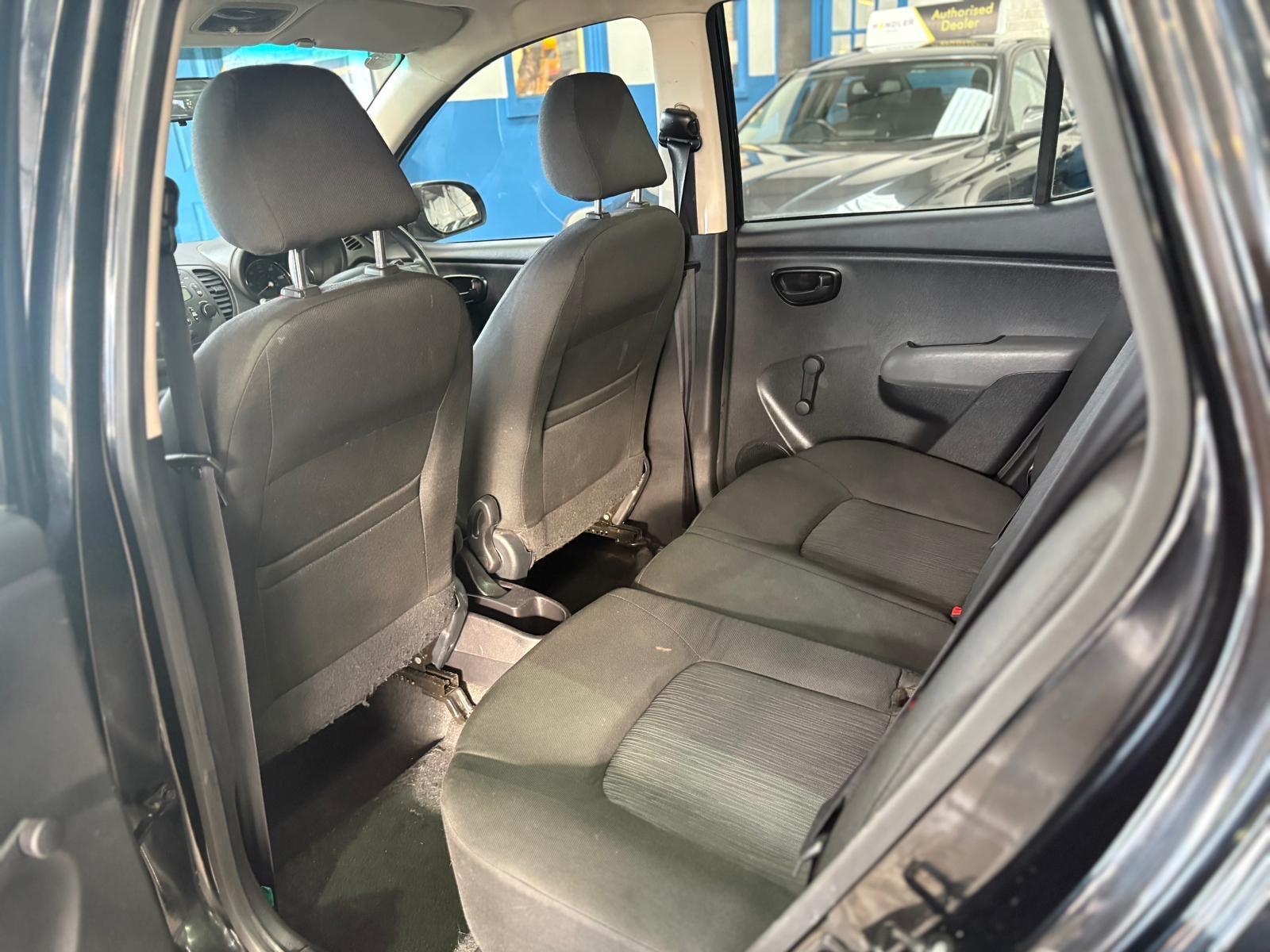 Hyundai i10 - Image 17