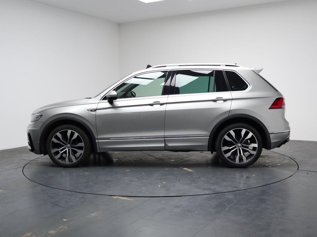 Volkswagen Tiguan - Image 6