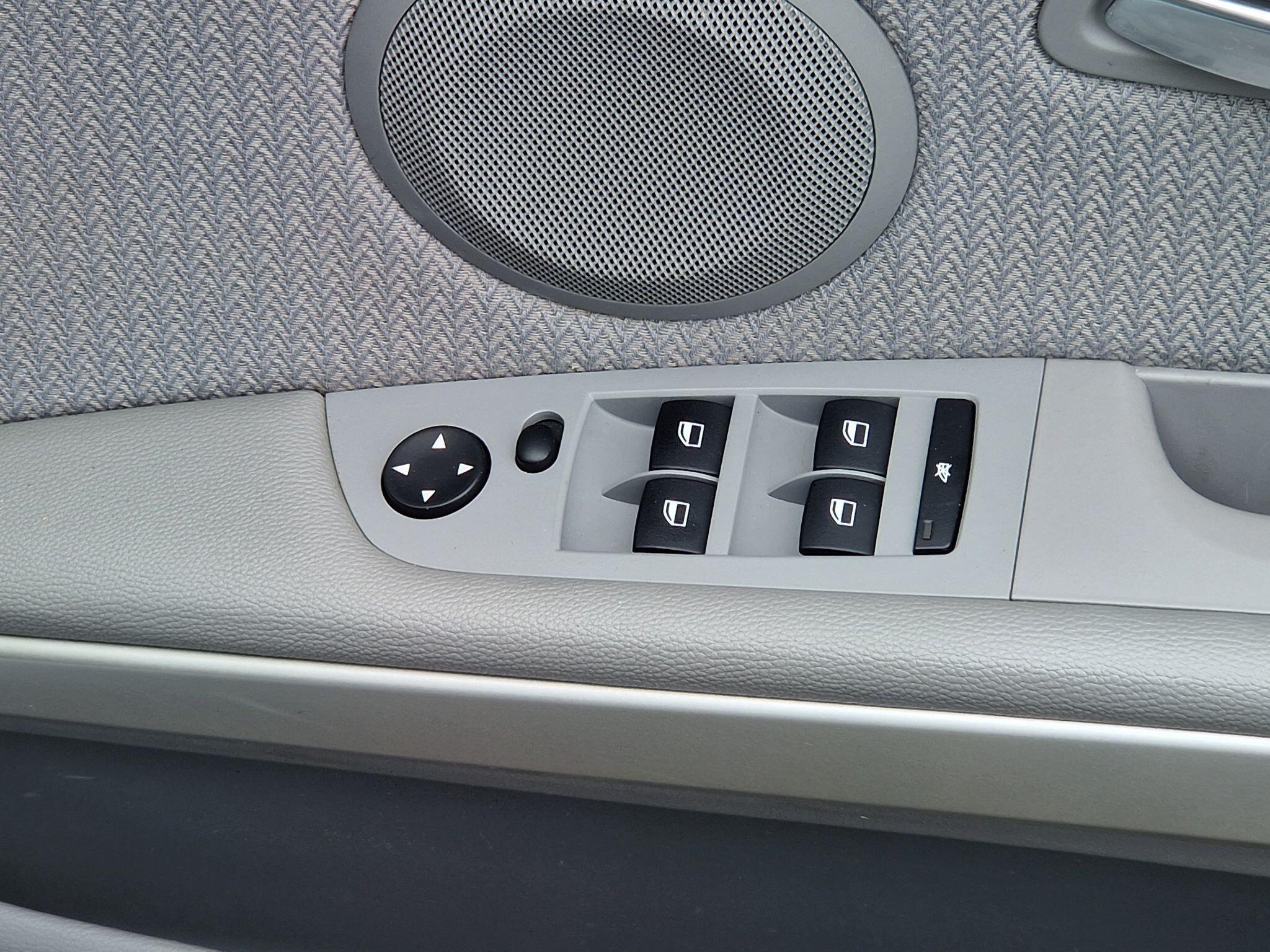 BMW 3 Series - Image 14