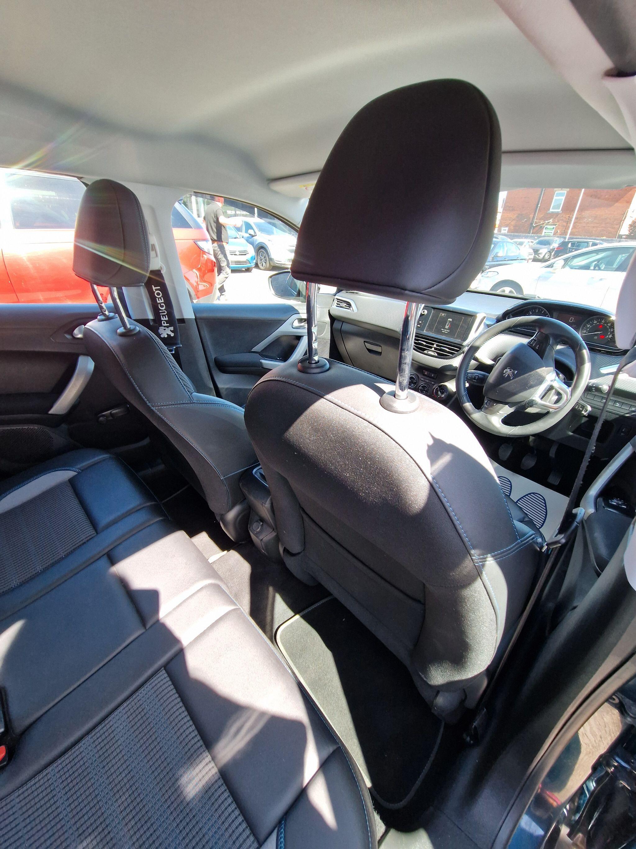 Peugeot 2008 - Image 33