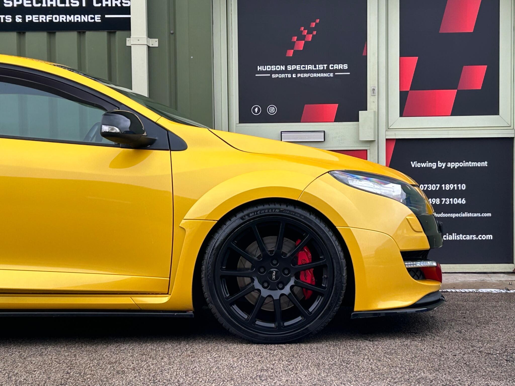 Renault Megane - Image 13