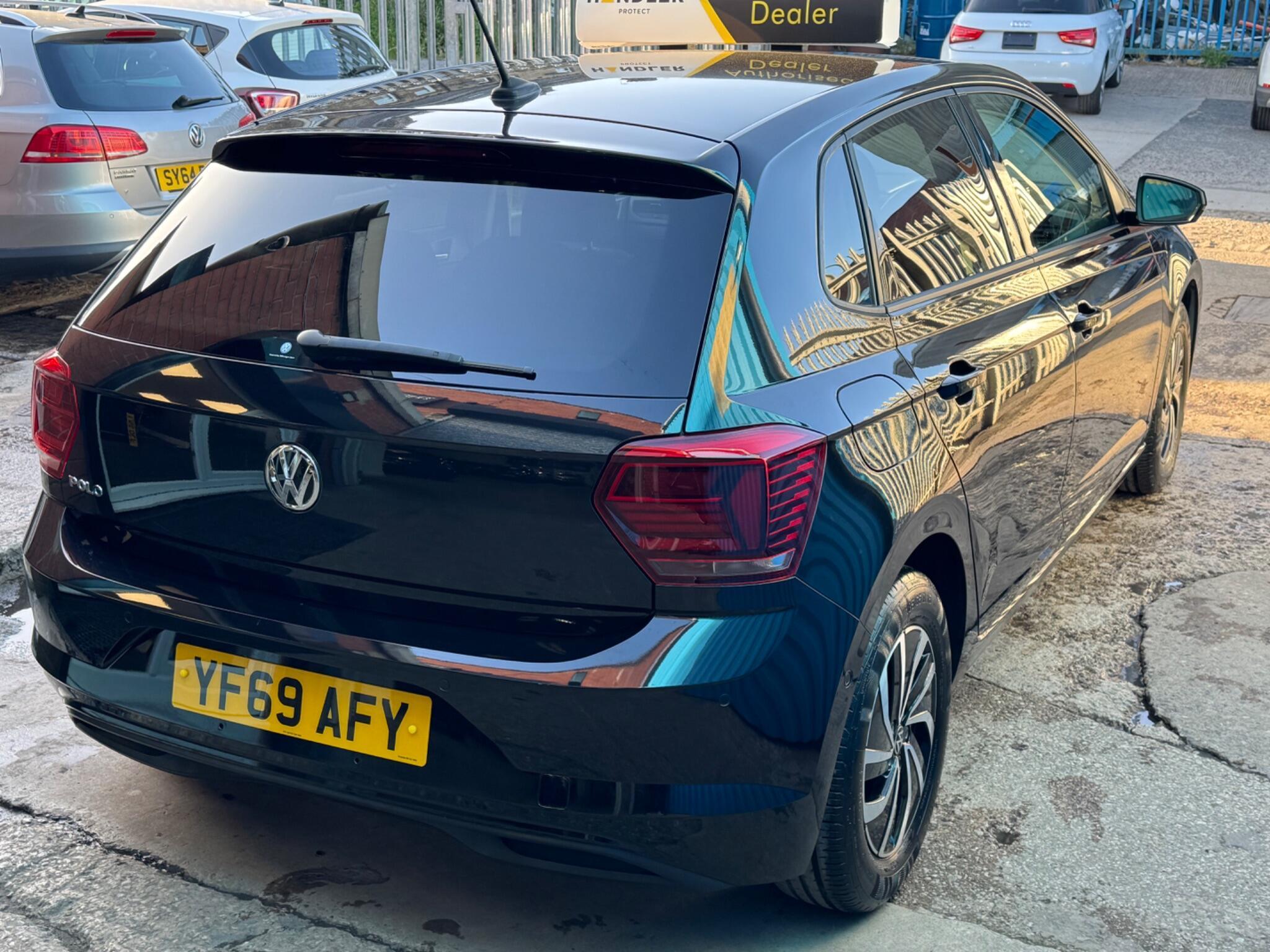Volkswagen Polo - Image 28