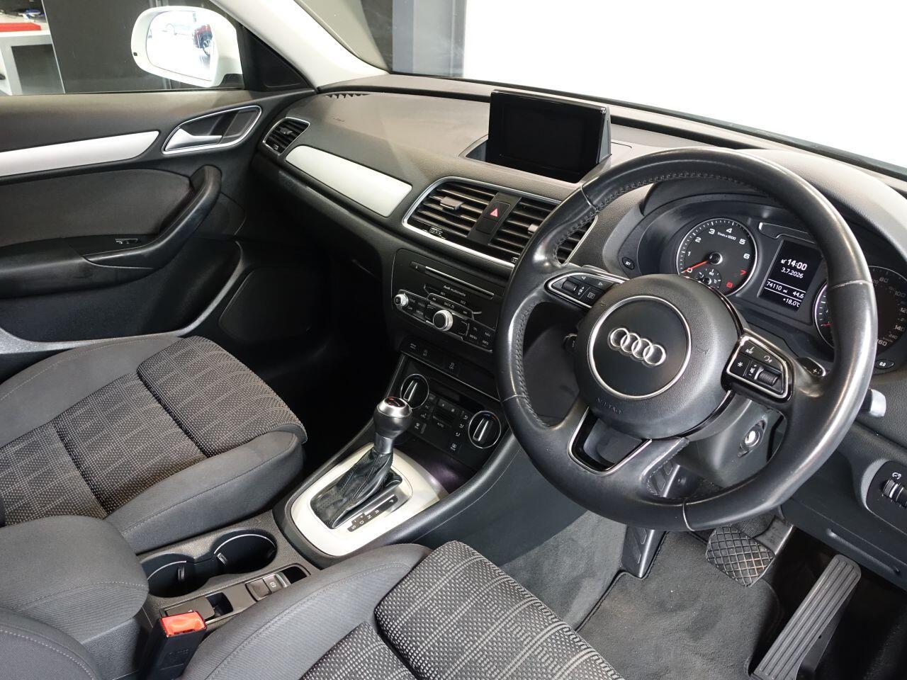 Audi Q3 - Image 2