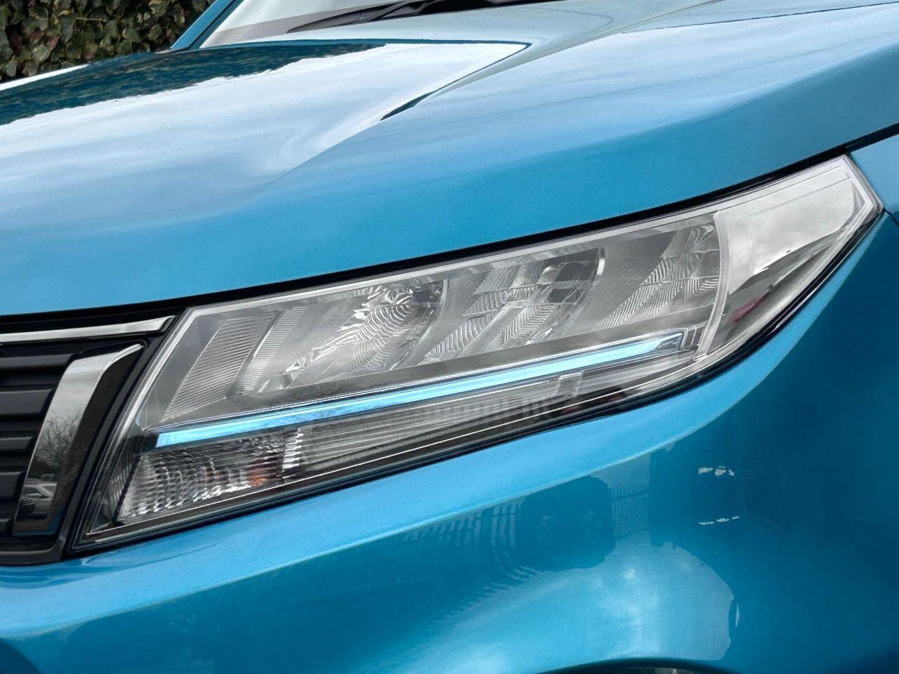 Suzuki Vitara - Image 8