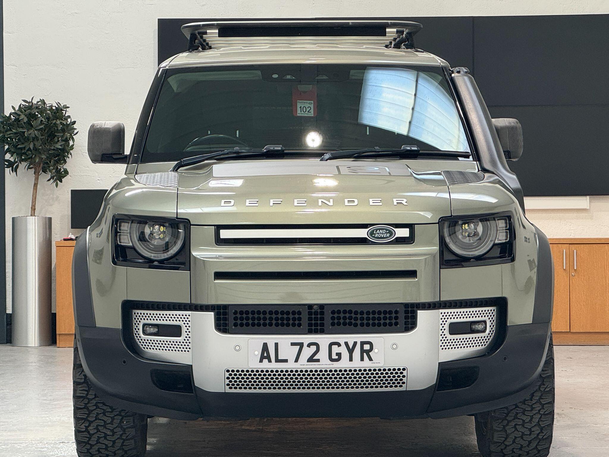 Land Rover Defender 110 - Image 5