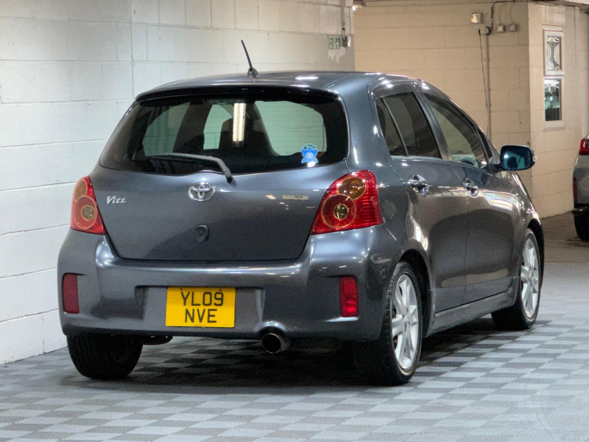 Toyota Yaris - Image 4