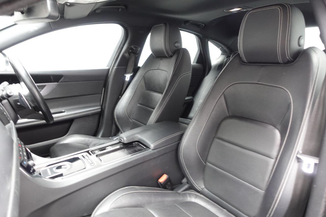 Jaguar XF - Image 17