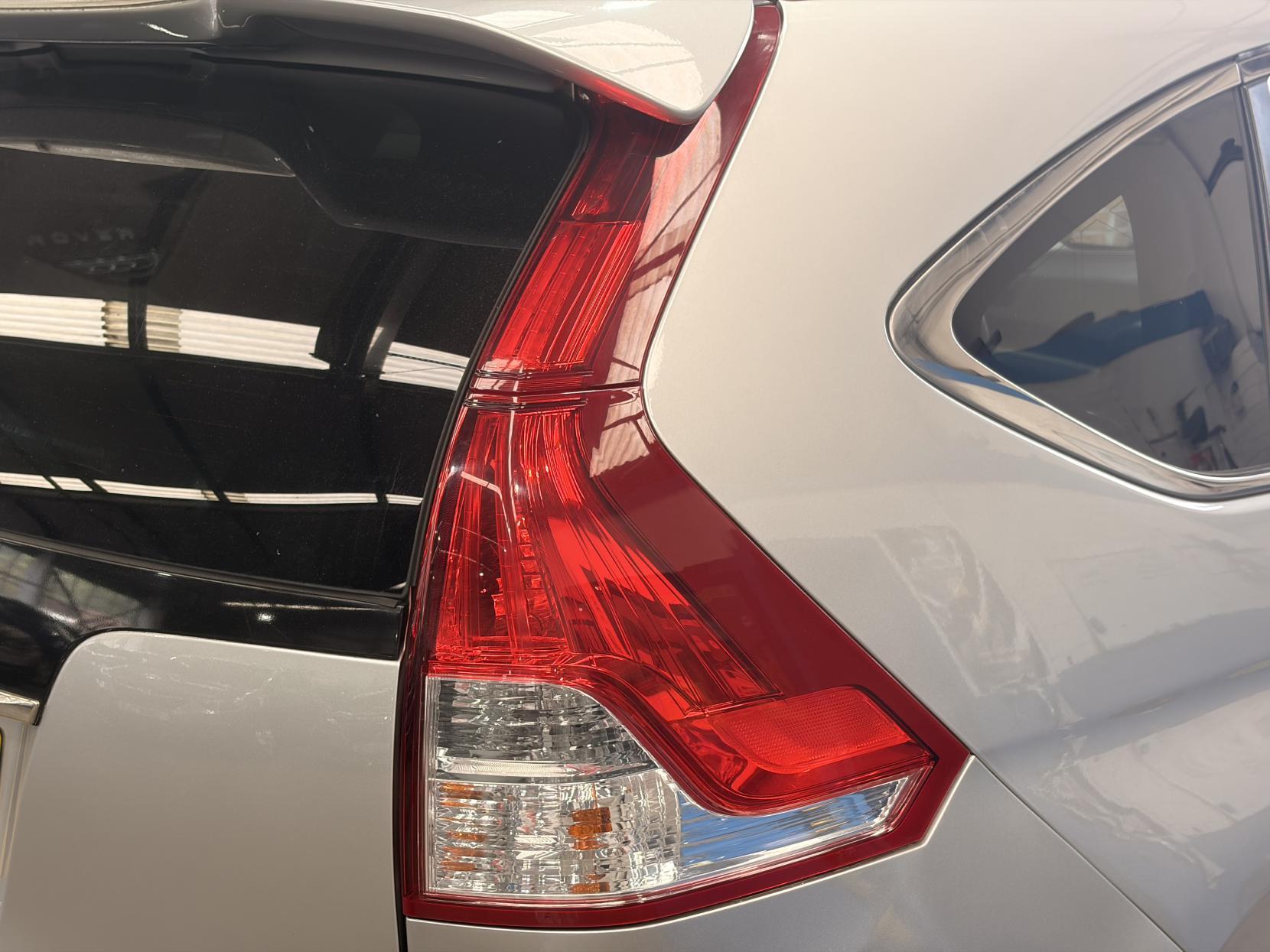 Honda CR-V - Image 11