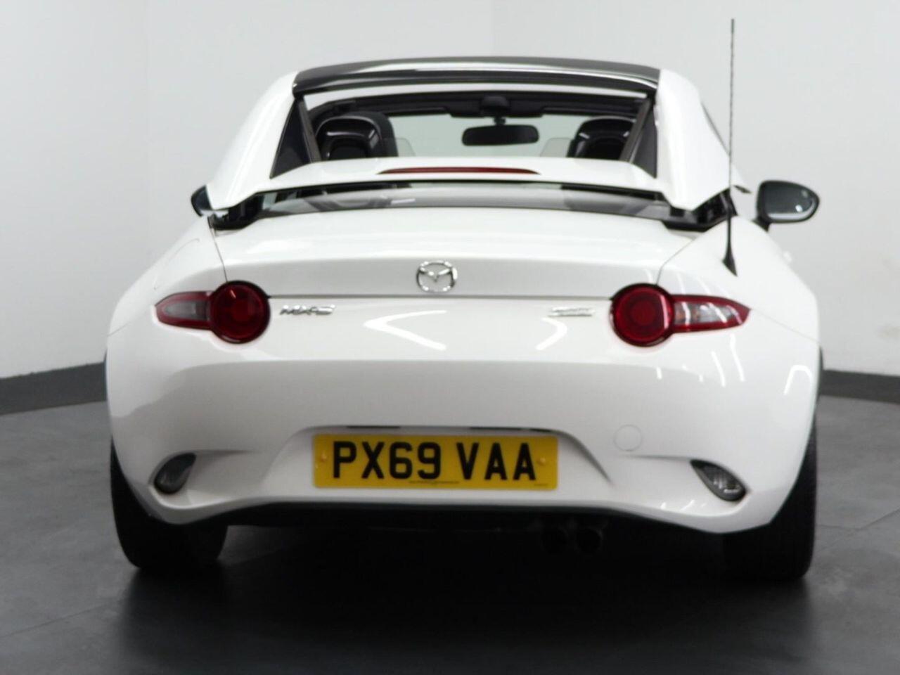 Mazda MX-5 RF - Image 11