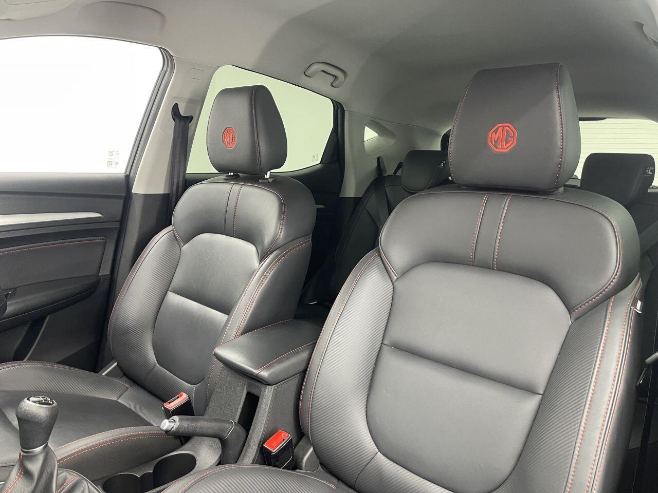 MG MG ZS - Image 15