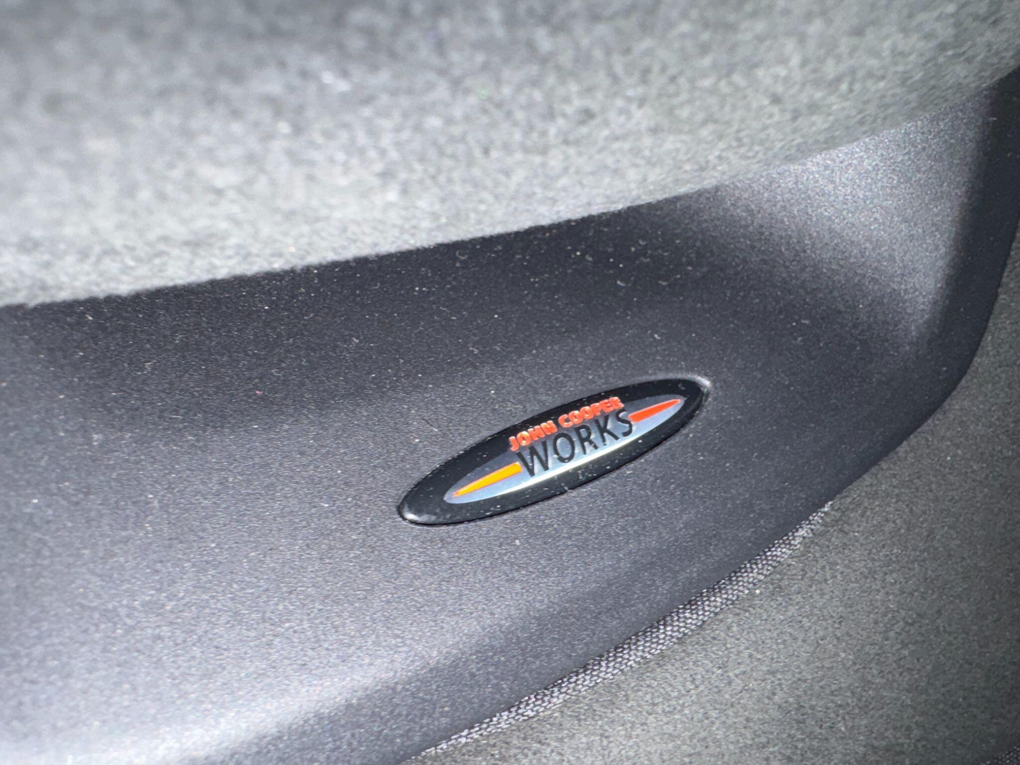 MINI Hatch - Image 60