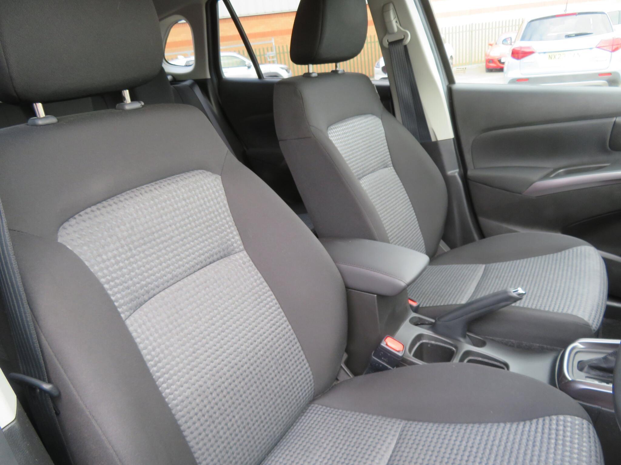 Suzuki S-Cross - Image 15