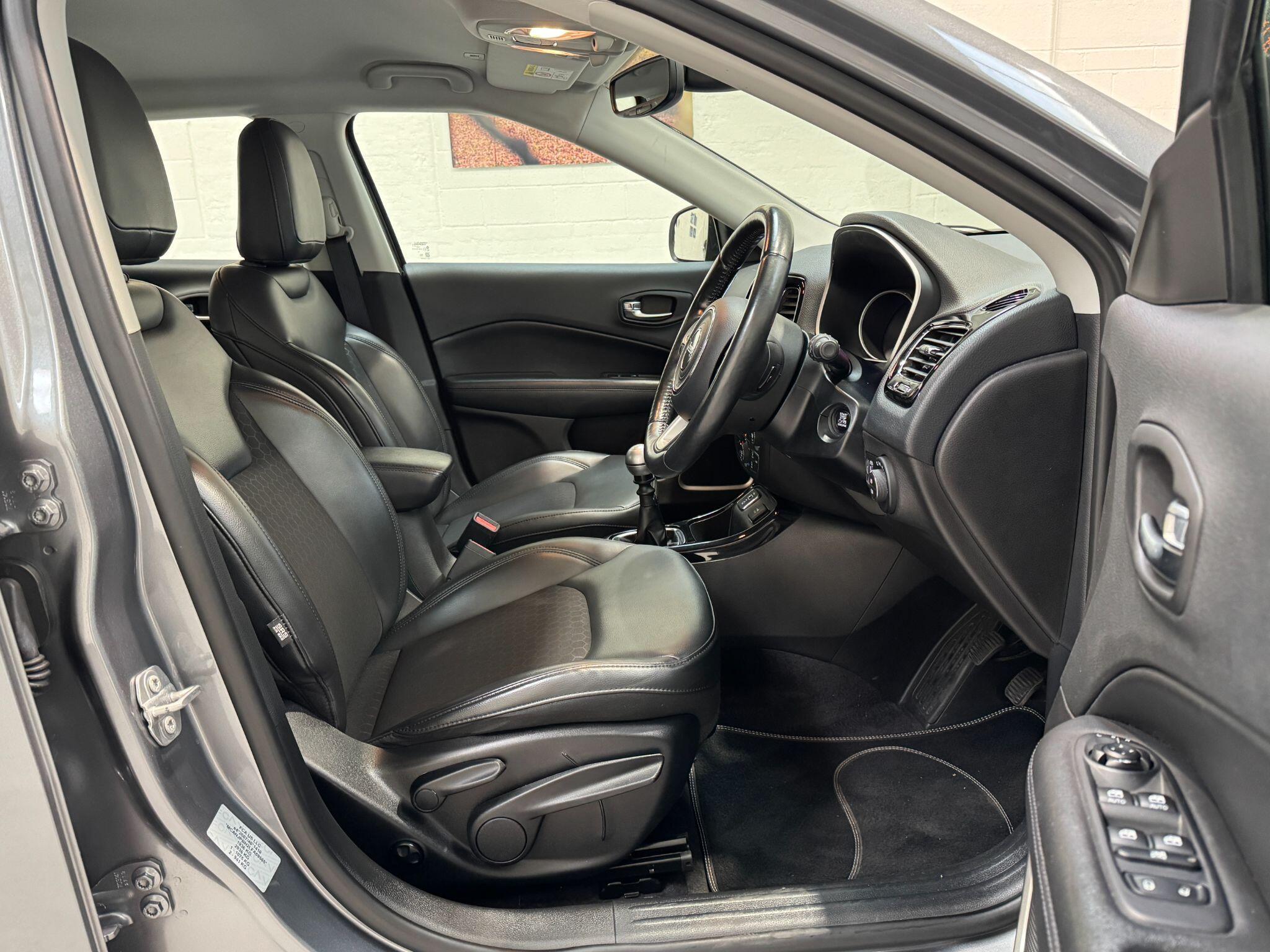 Jeep Compass - Image 18