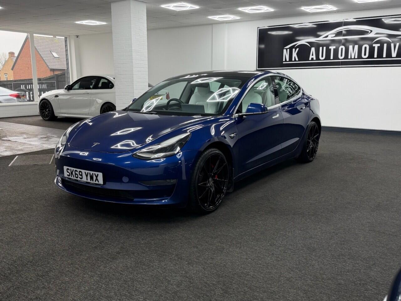 Tesla Model 3 - Image 27