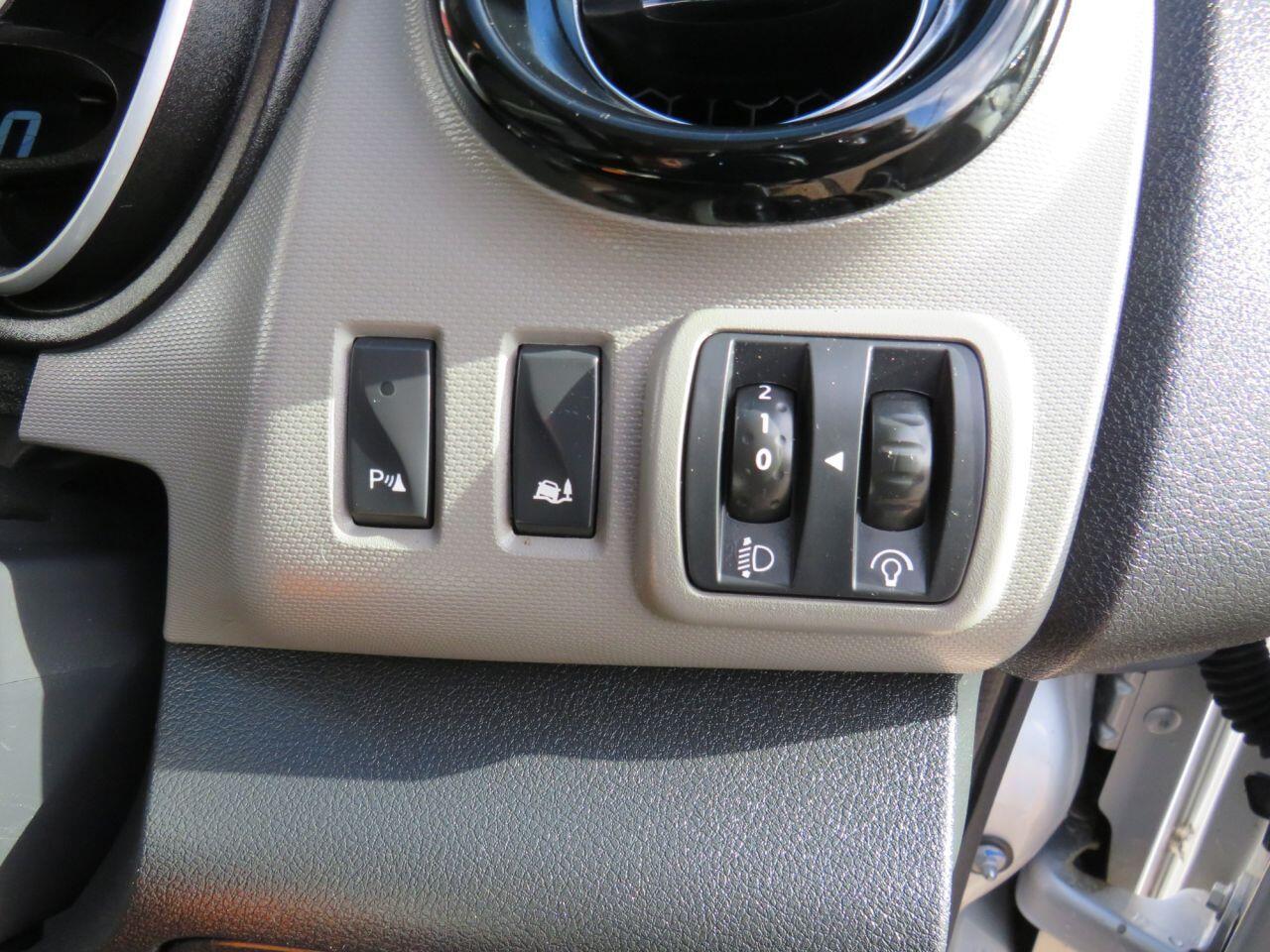 Renault Trafic - Image 19